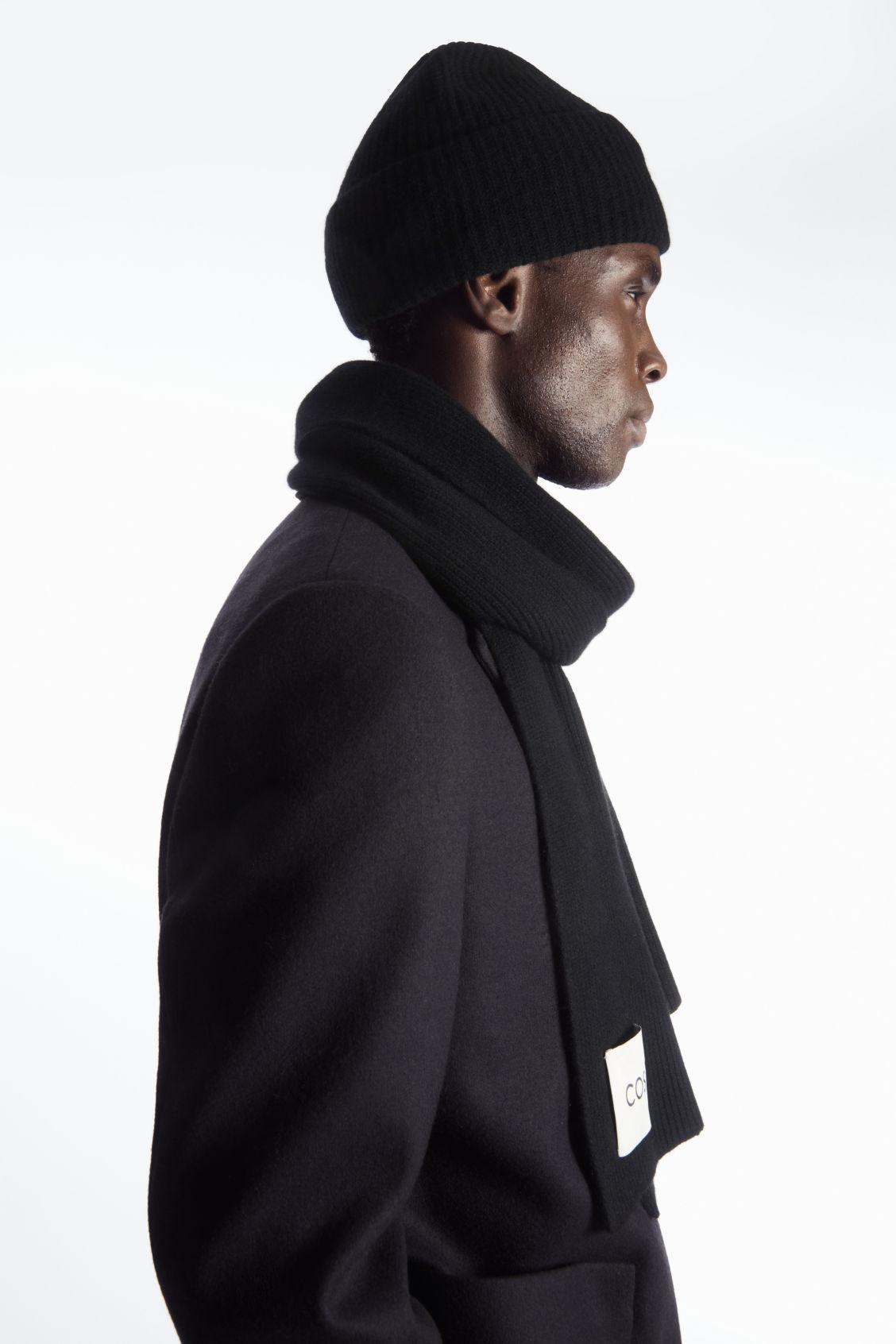 CASHMERE-BLEND SCARF Product Image