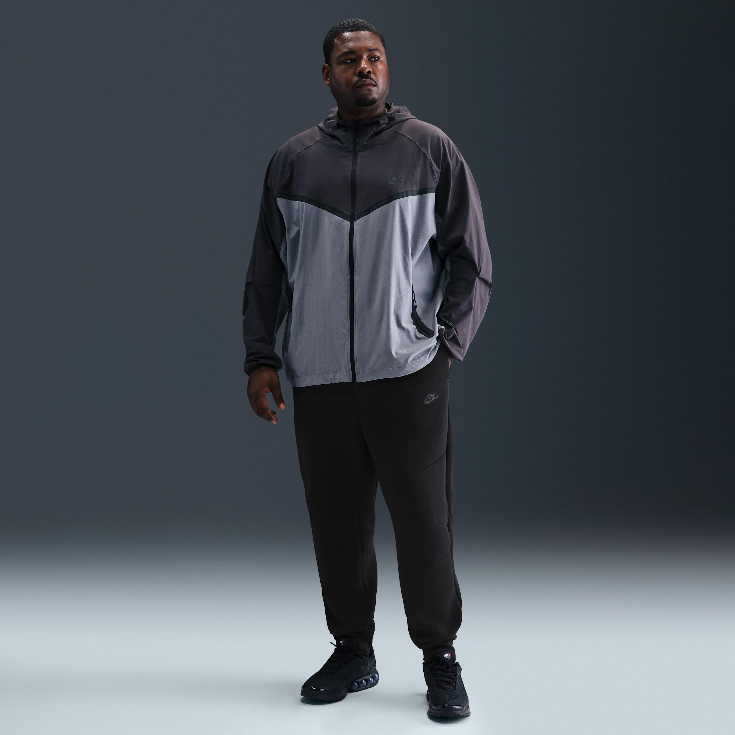 Nike Men's Tech Fleece Jogger Pants Product Image