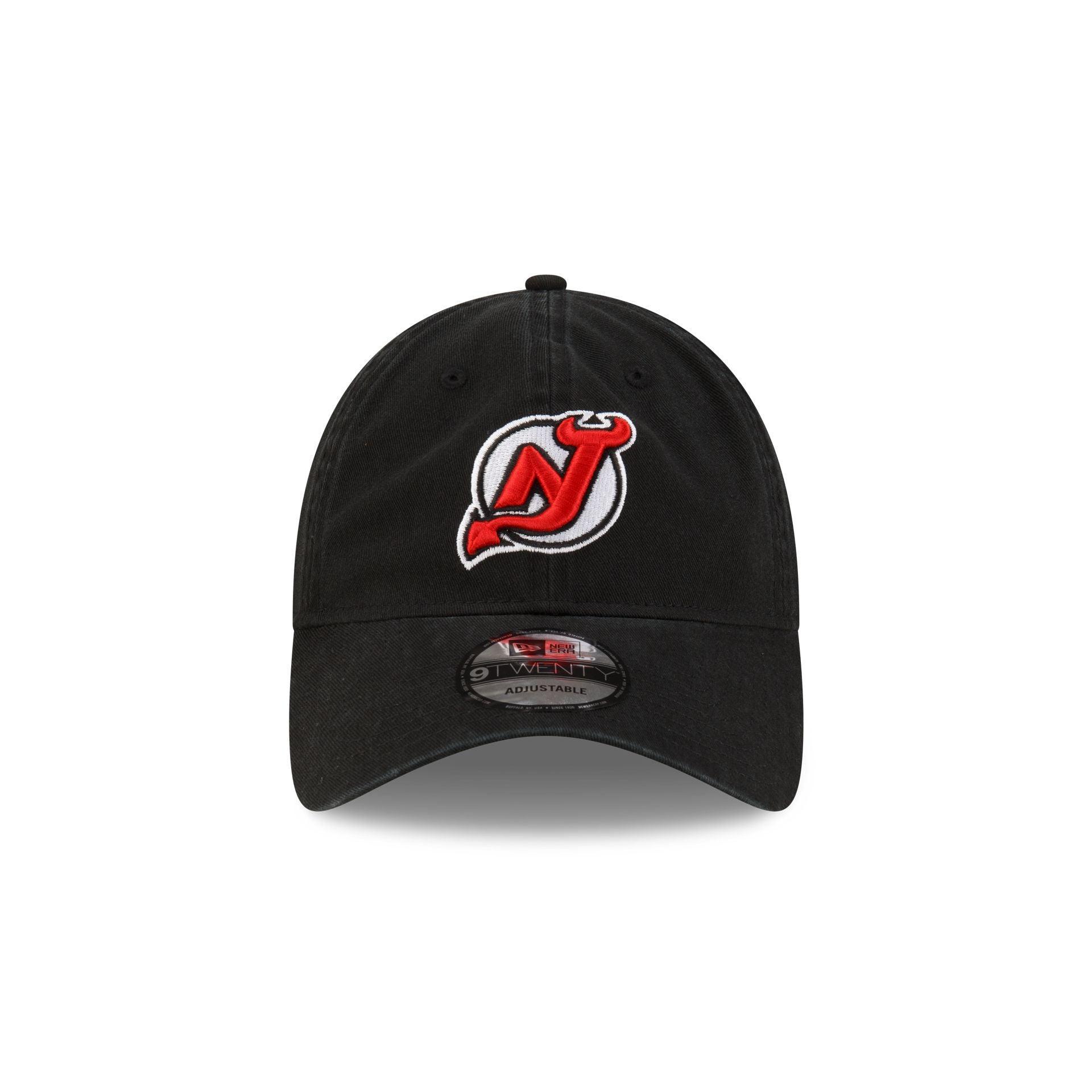 DKNY x New York Yankees Black 9TWENTY Adjustable Hat Male Product Image