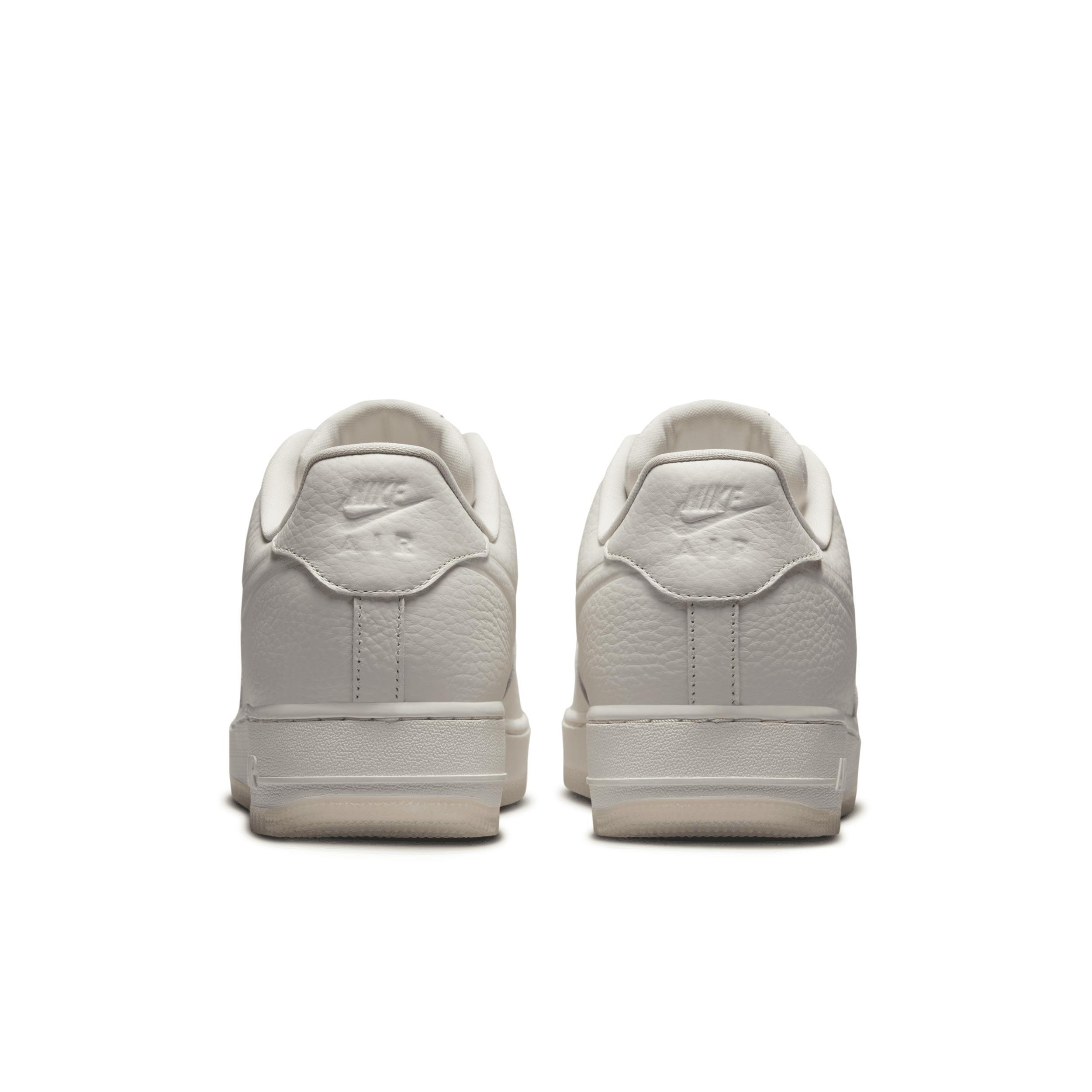 Mens Nike Air Force 1 07 Pro Tech Low Casual Shoes Product Image