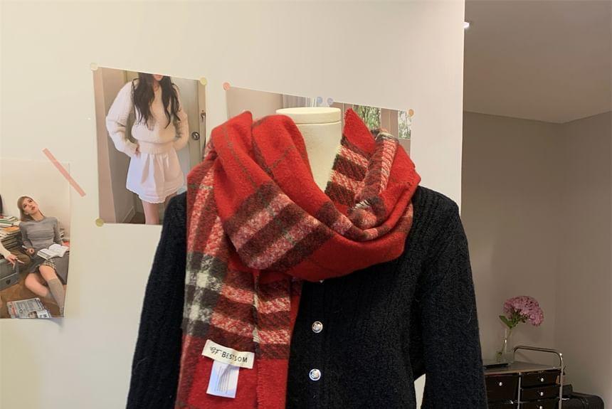 V-Neck Plain Cable Knit Button-Up Crop Cardigan Product Image
