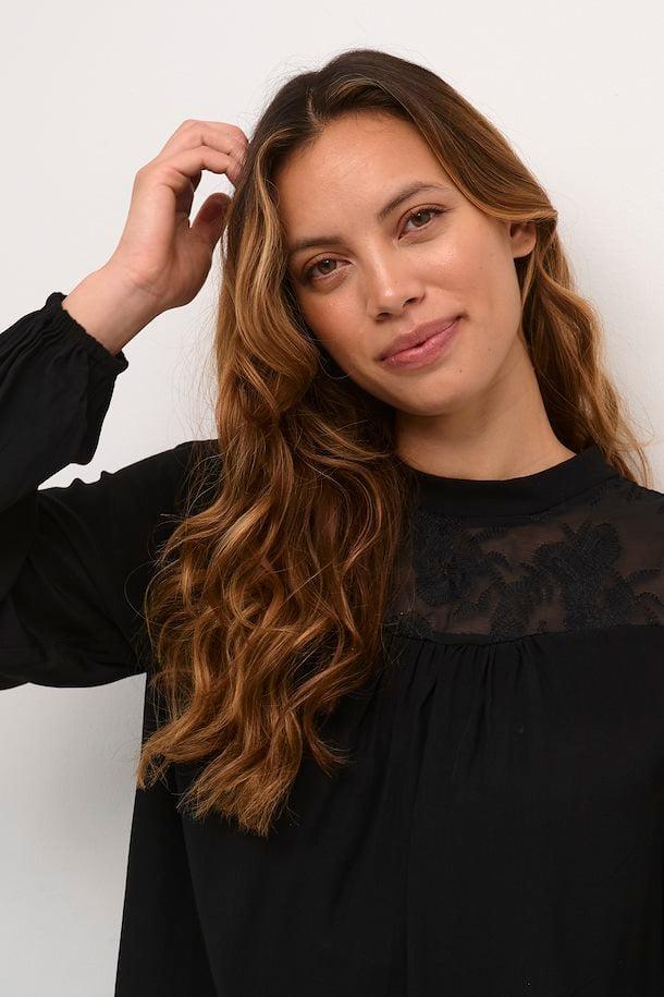 CUasmine Blouse Product Image
