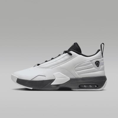 Jordan Max Aura 6 Men's Shoes Product Image