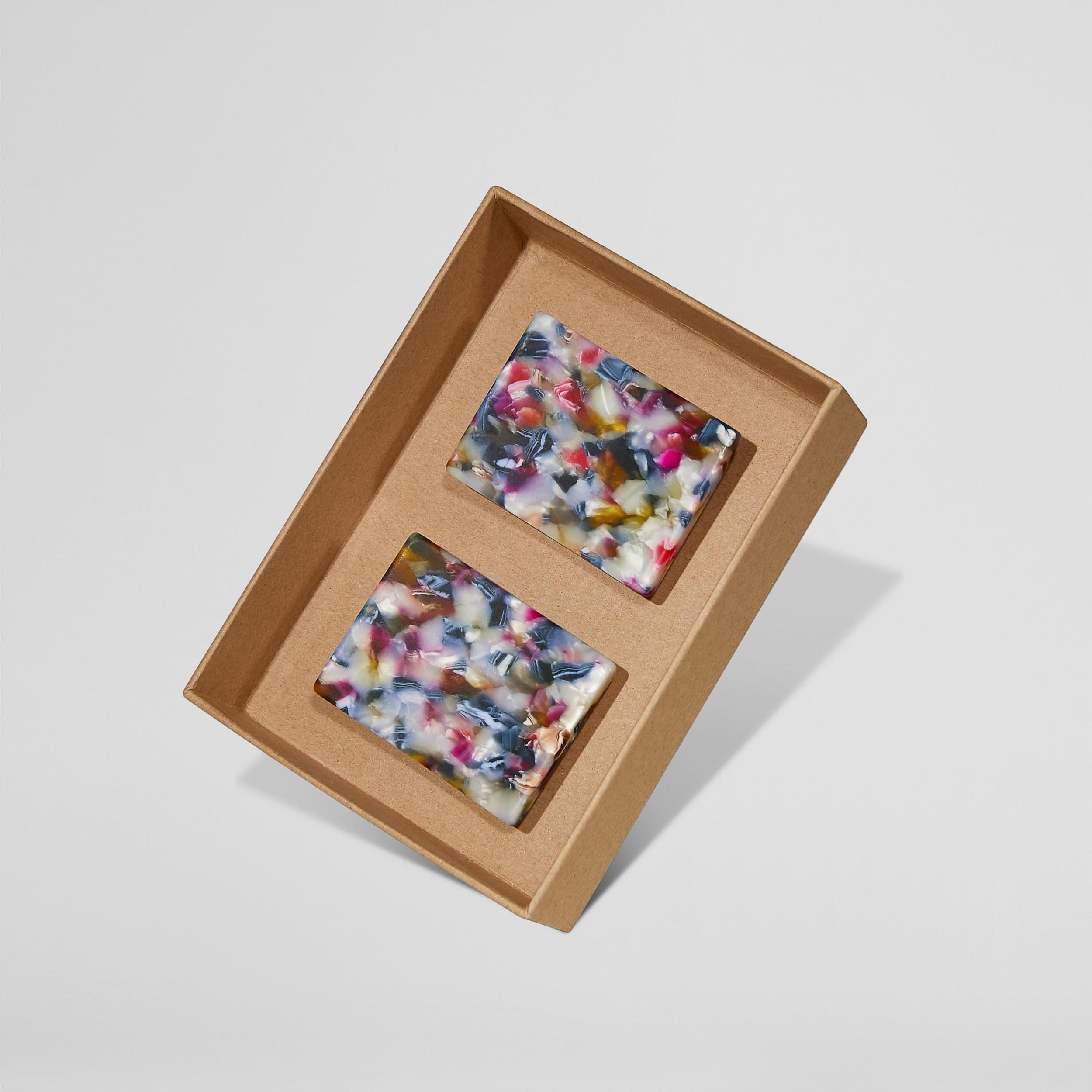 Removable Acrylic (Daisy) Product Image