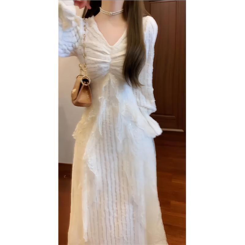 Long-Sleeve V-Neck Plain Maxi A-Line Dress Product Image