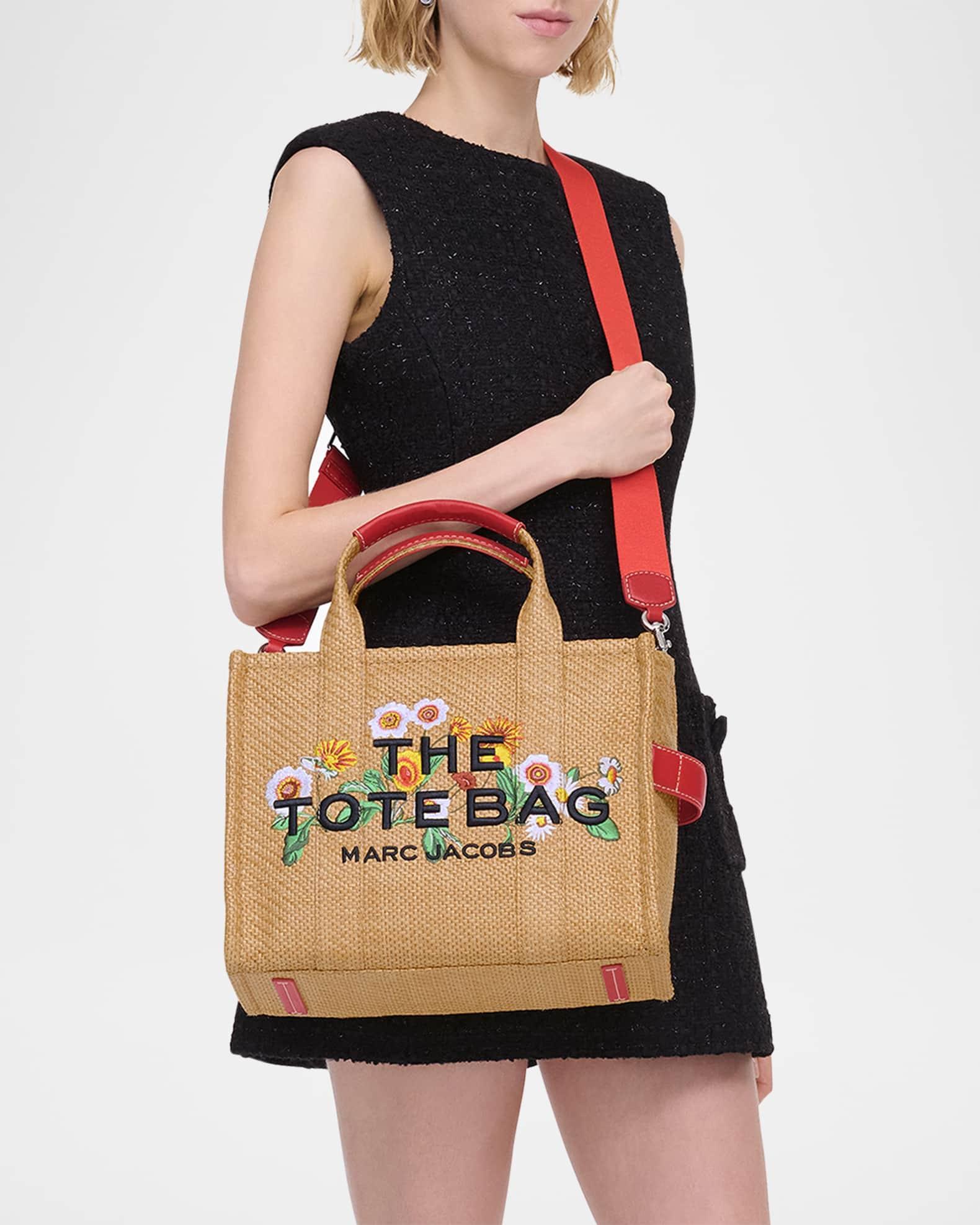 The Medium Tote Bag Product Image