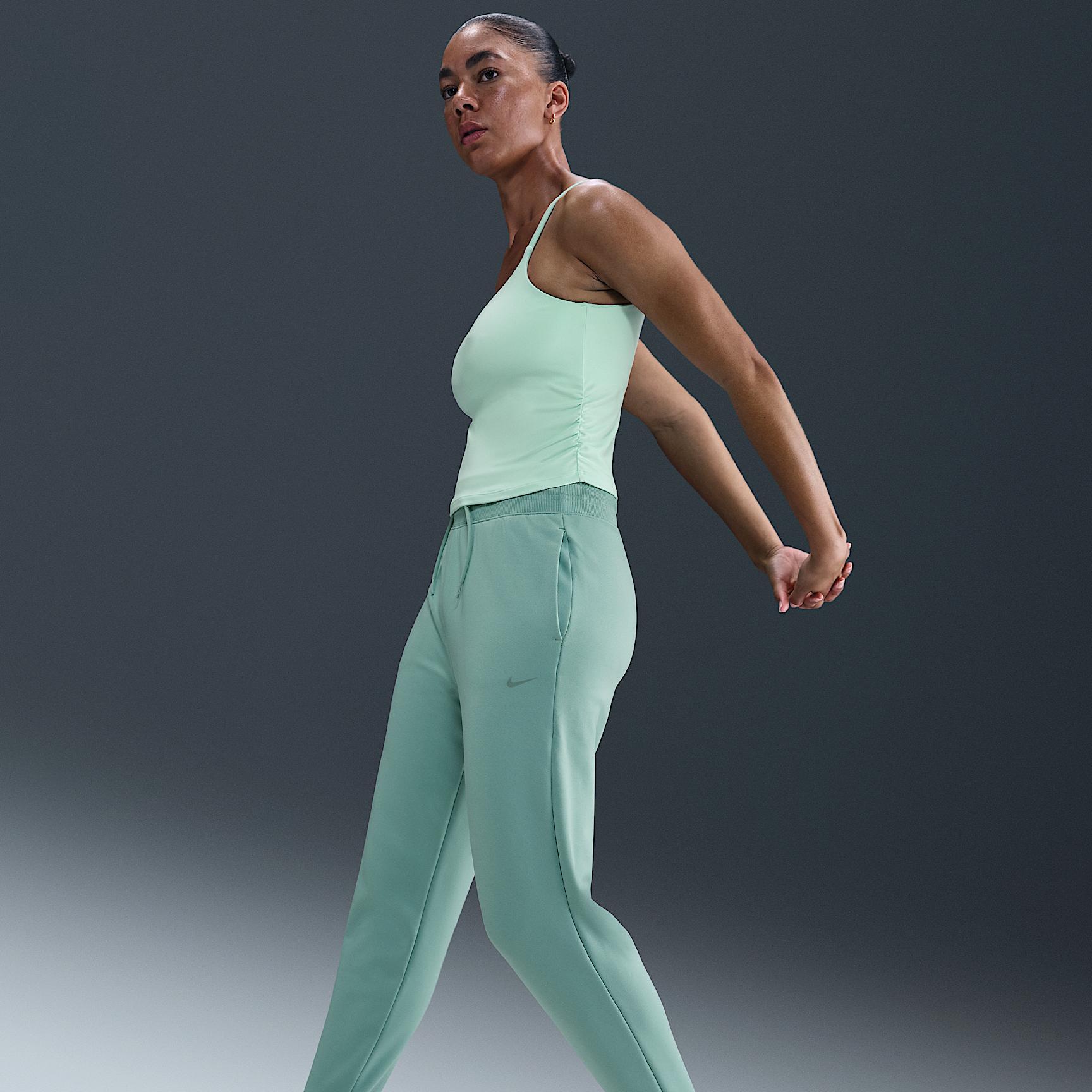 Nike Therma-FIT One Women's High-Waisted 7/8 Joggers Product Image