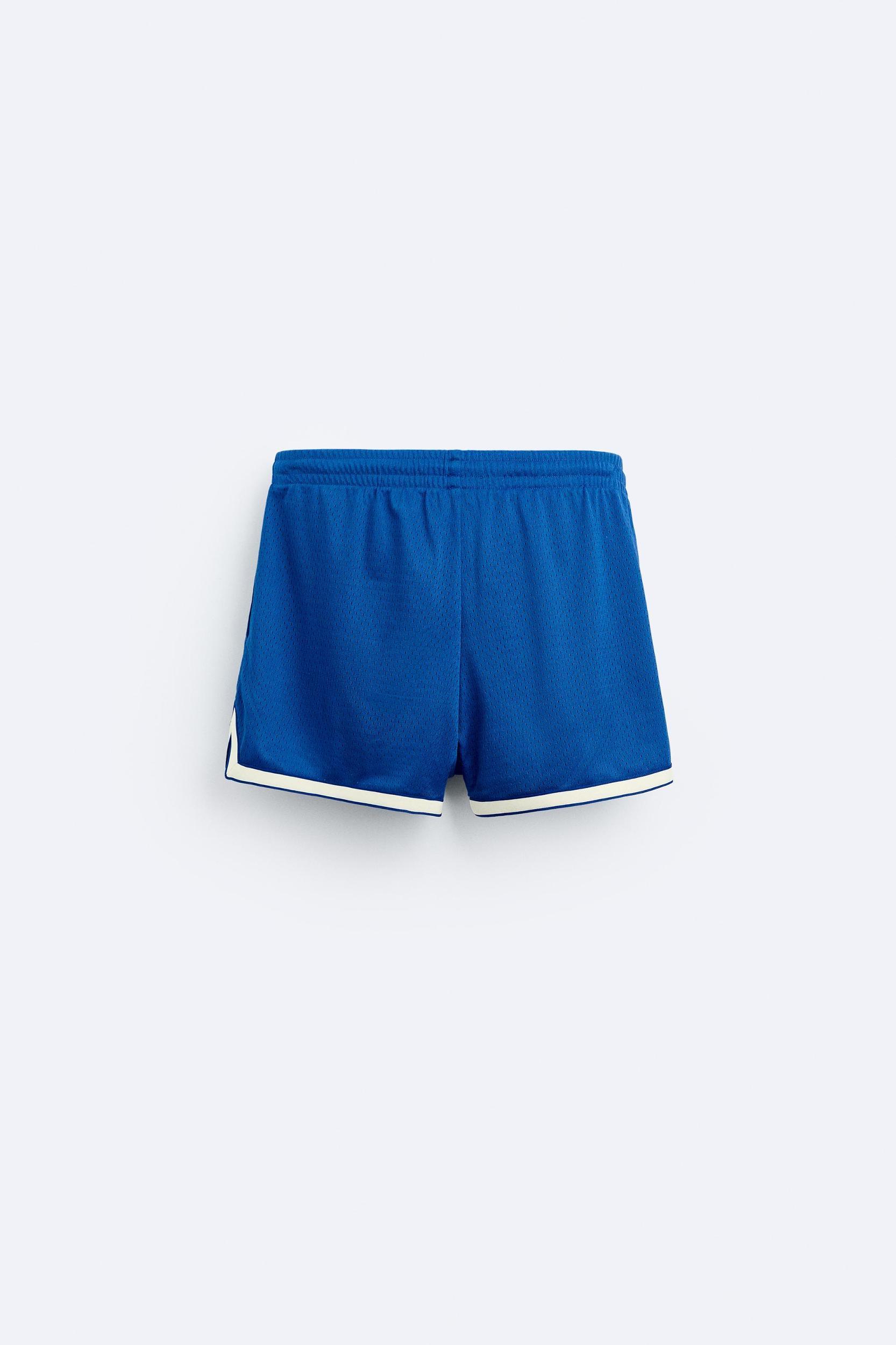 MESH TEXTURED SHORTS Product Image