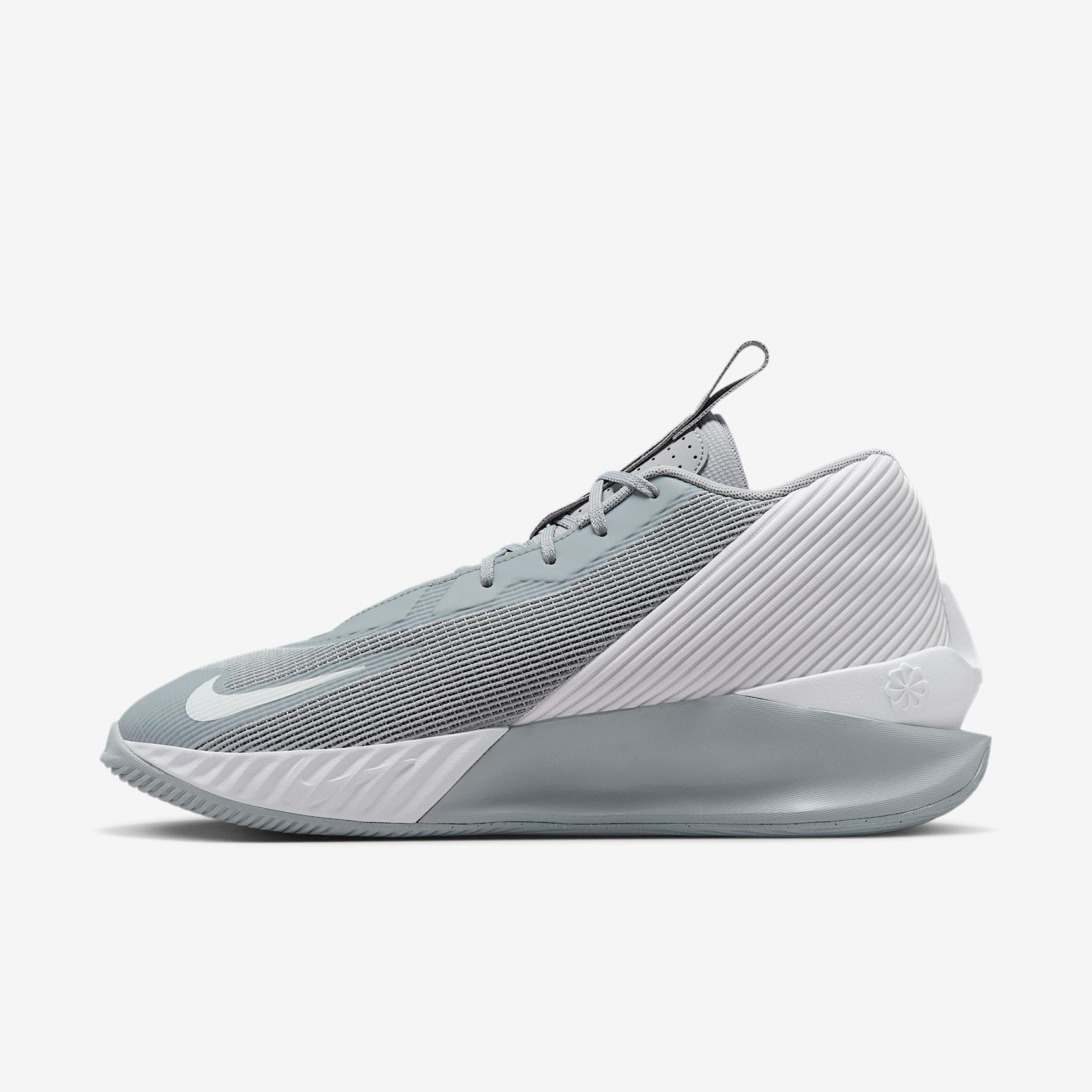 Nike Men's G.T. Jump Academy Basketball Shoes Product Image