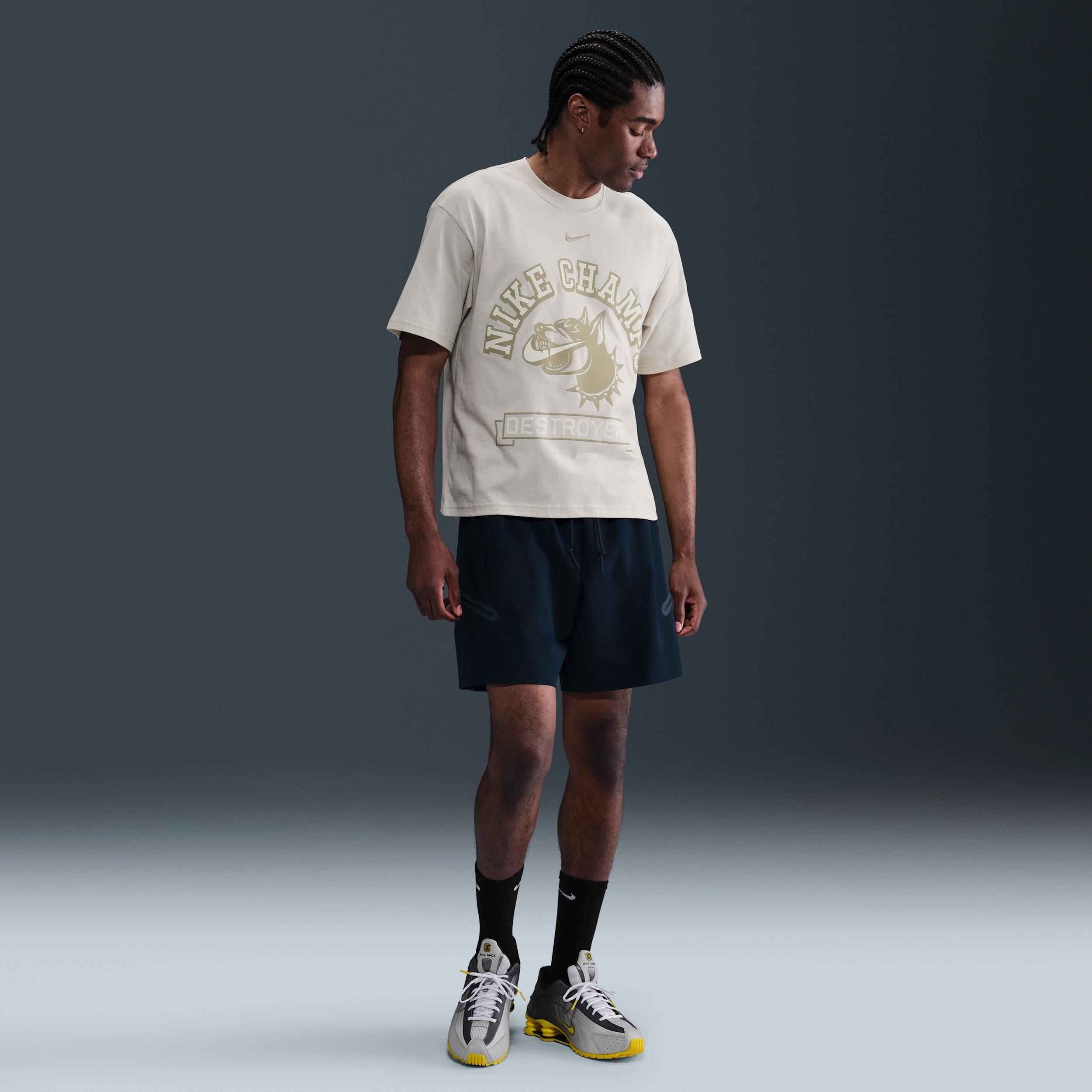 Nike Sportswear Men's T-Shirt Product Image
