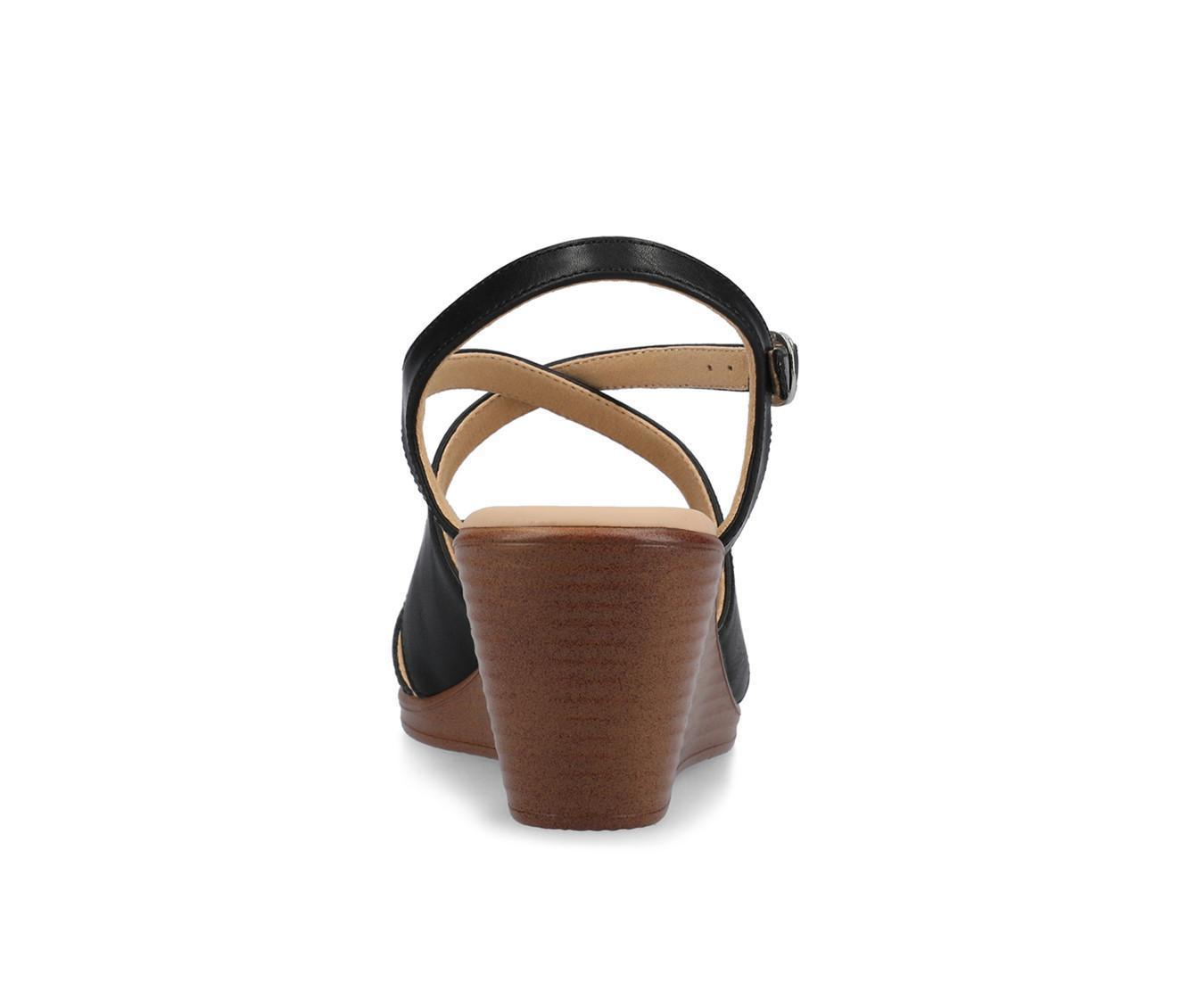 Women's Journee Collection Kedzie II Wedges Product Image