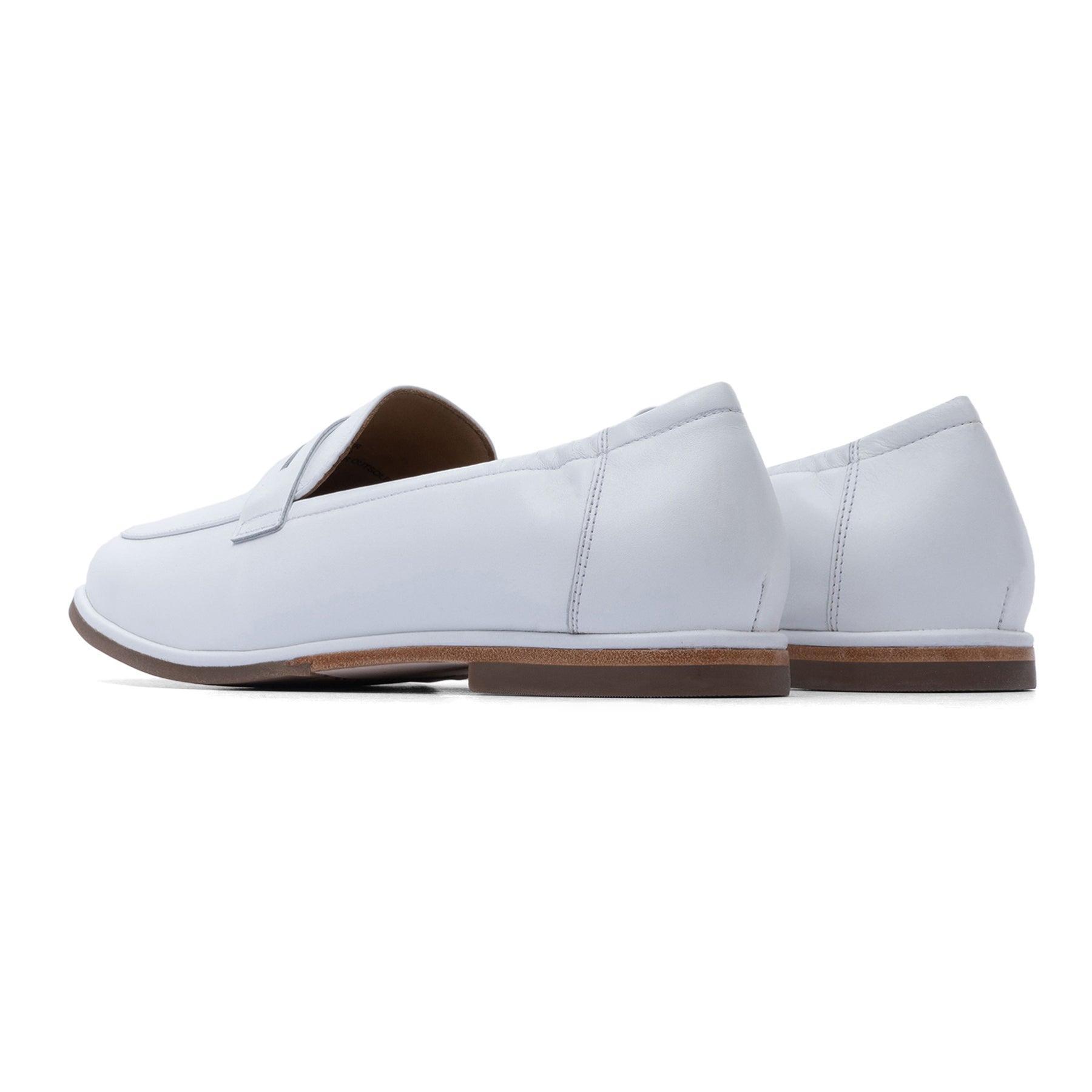 Strada Loafer Metatarsal Female Product Image