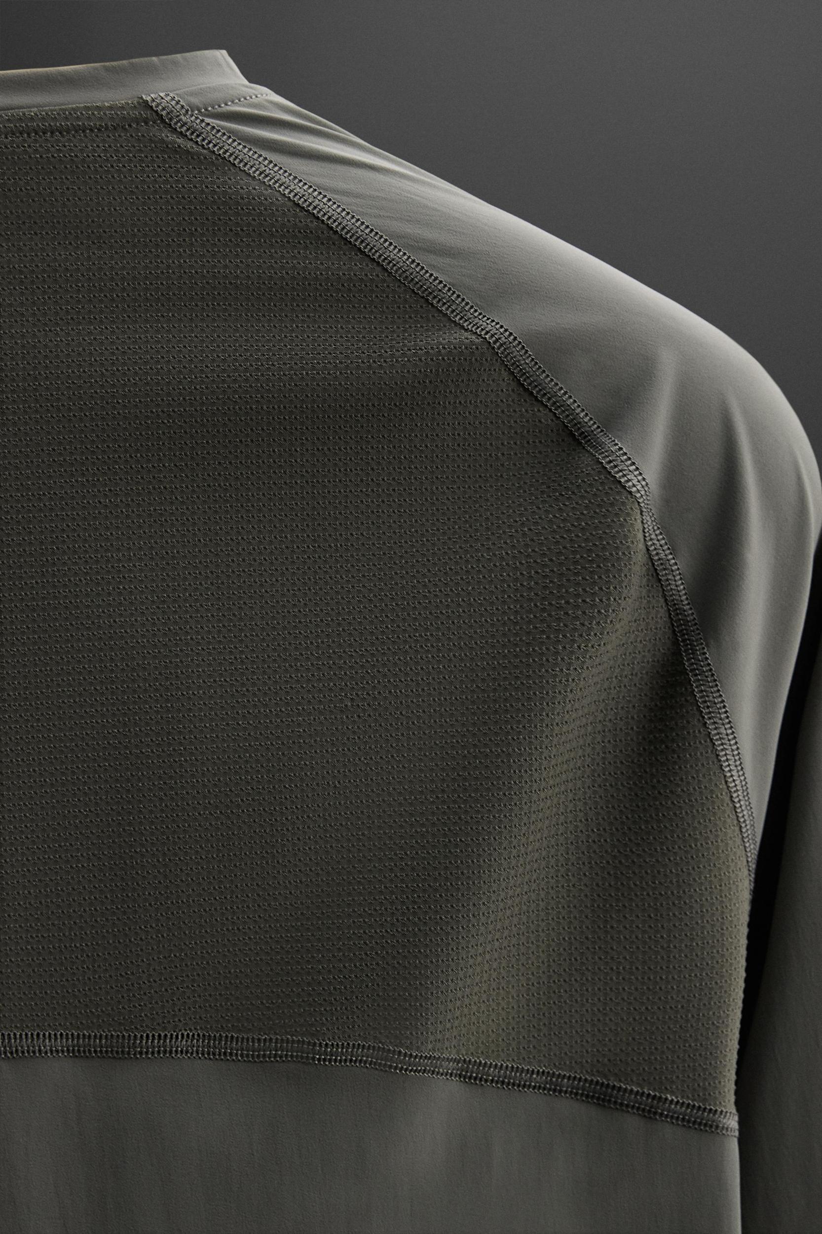 BASE LAYER COMPRESSION TOP Product Image