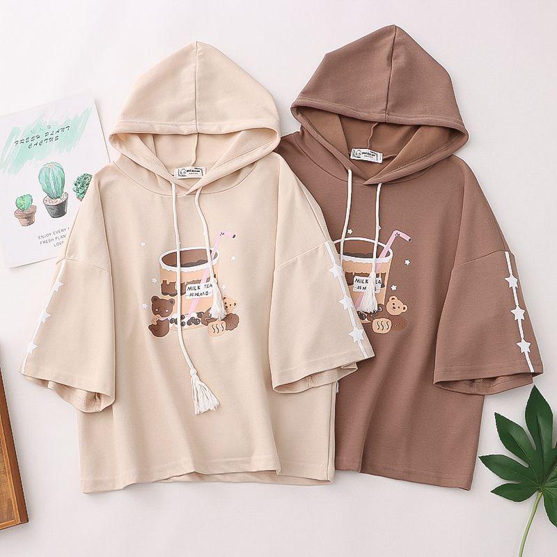 Short-Sleeve Hooded Bear Print T-Shirt Product Image