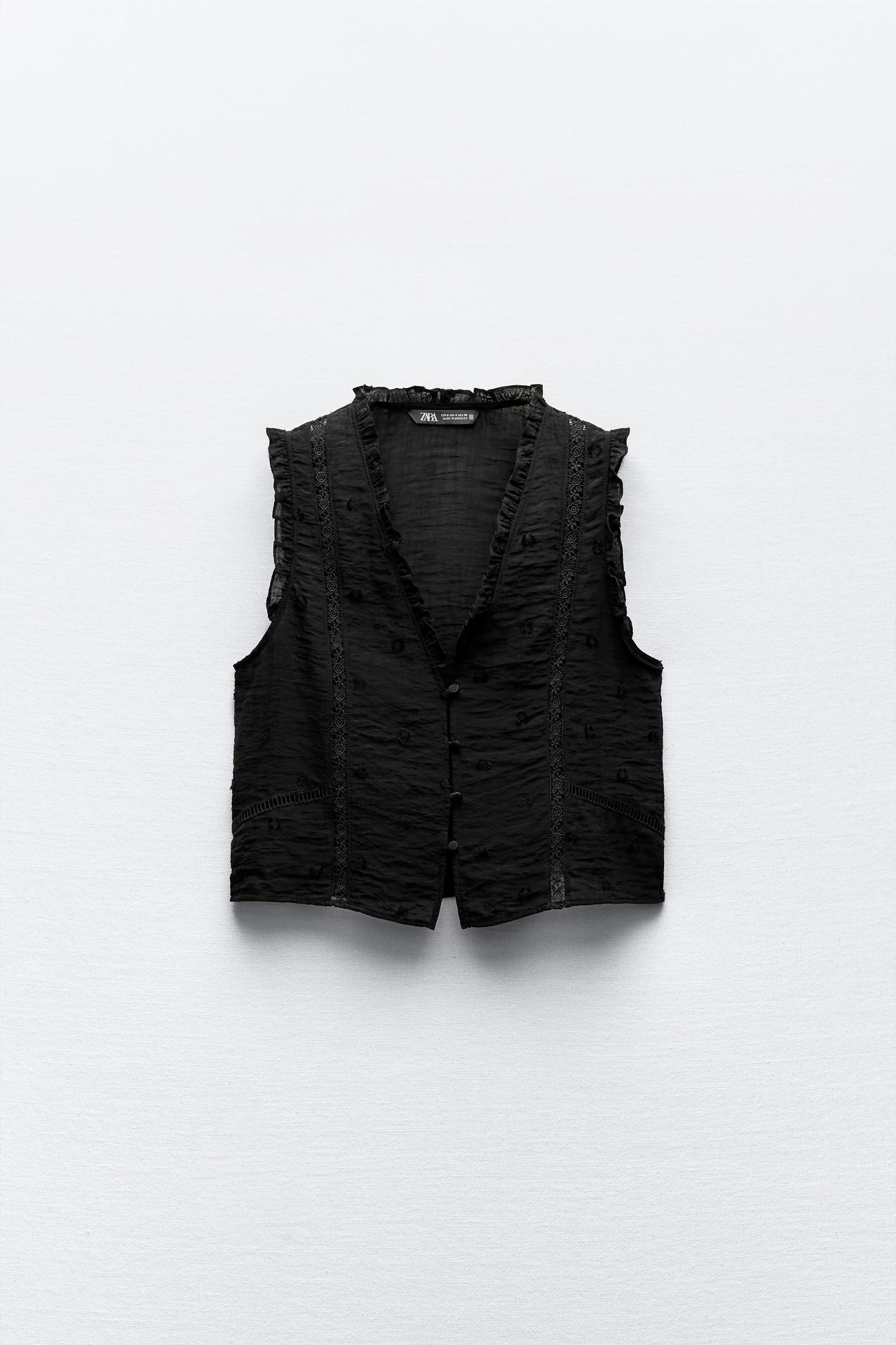 RUFFLED SWISS DOT TOP Product Image