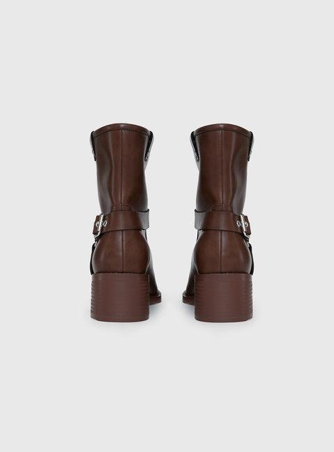 Clovers Boots Brown Product Image