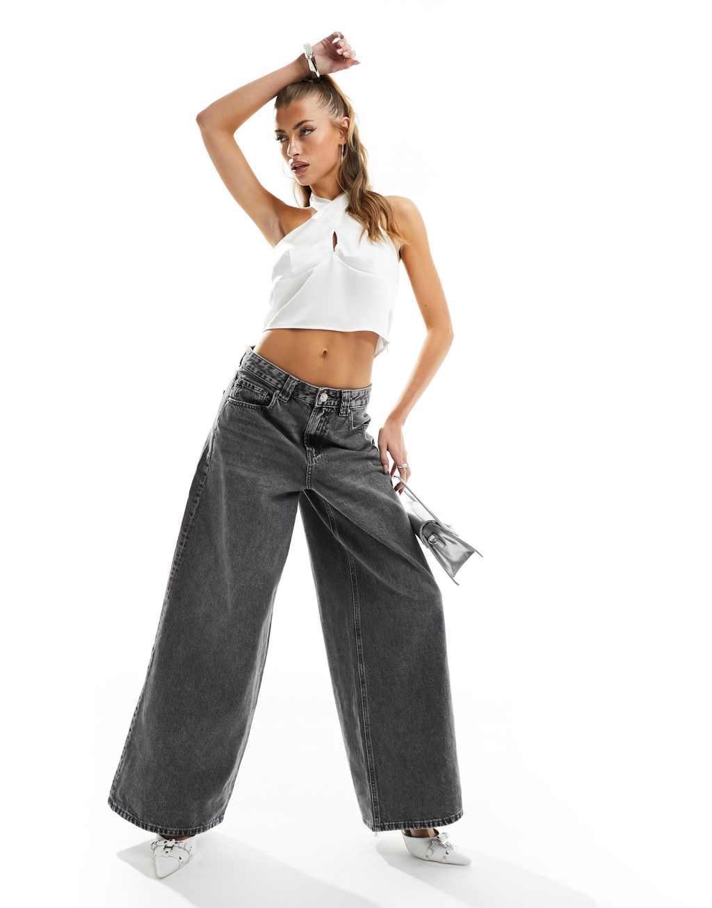 NA-KD halterneck cross front top Product Image