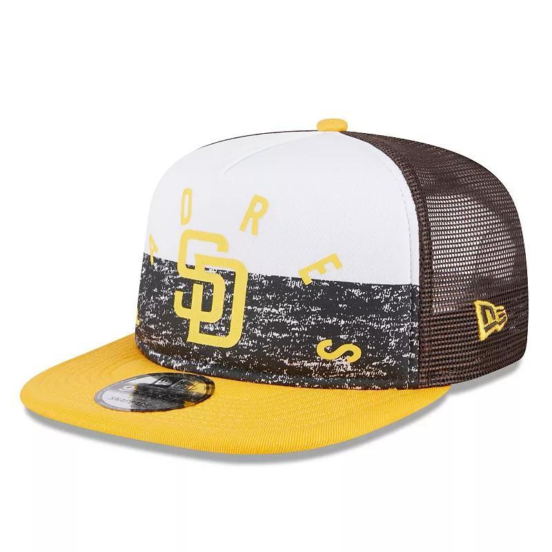 Mens New Era /Gold San Diego Padres Team Foam Front A-Frame Trucker 9FIFTY Snapback Hat Product Image