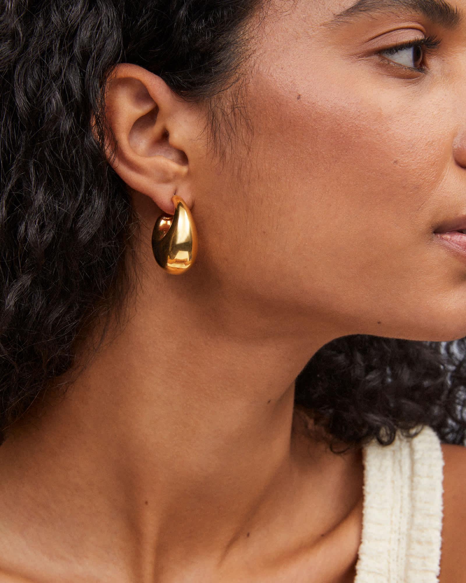 Raylyn Hoop Earrings in 18k Gold Vermeil Product Image