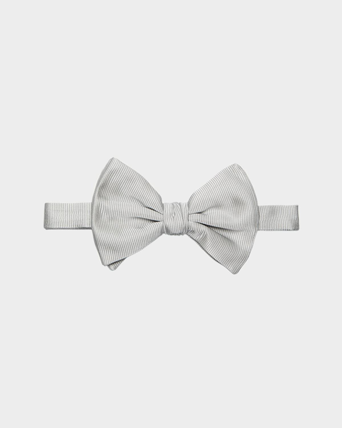 Mens Solid Silk Bow Tie Product Image
