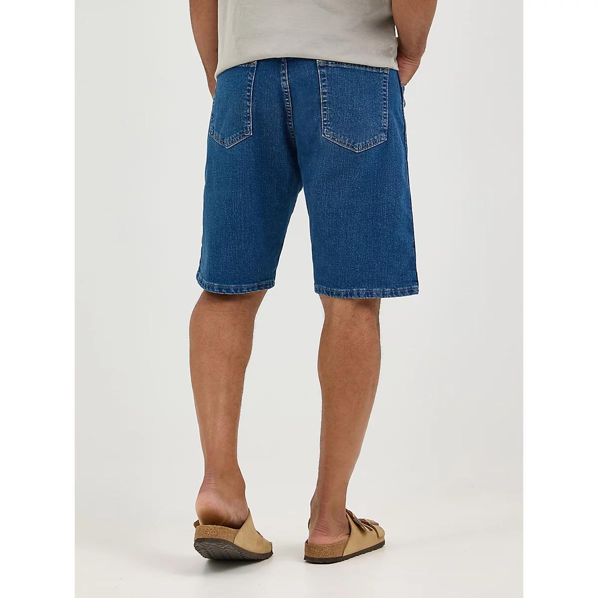 Men's Wrangler® Five Star Premium 5-pocket Relaxed Denim Short in Worn Light Product Image