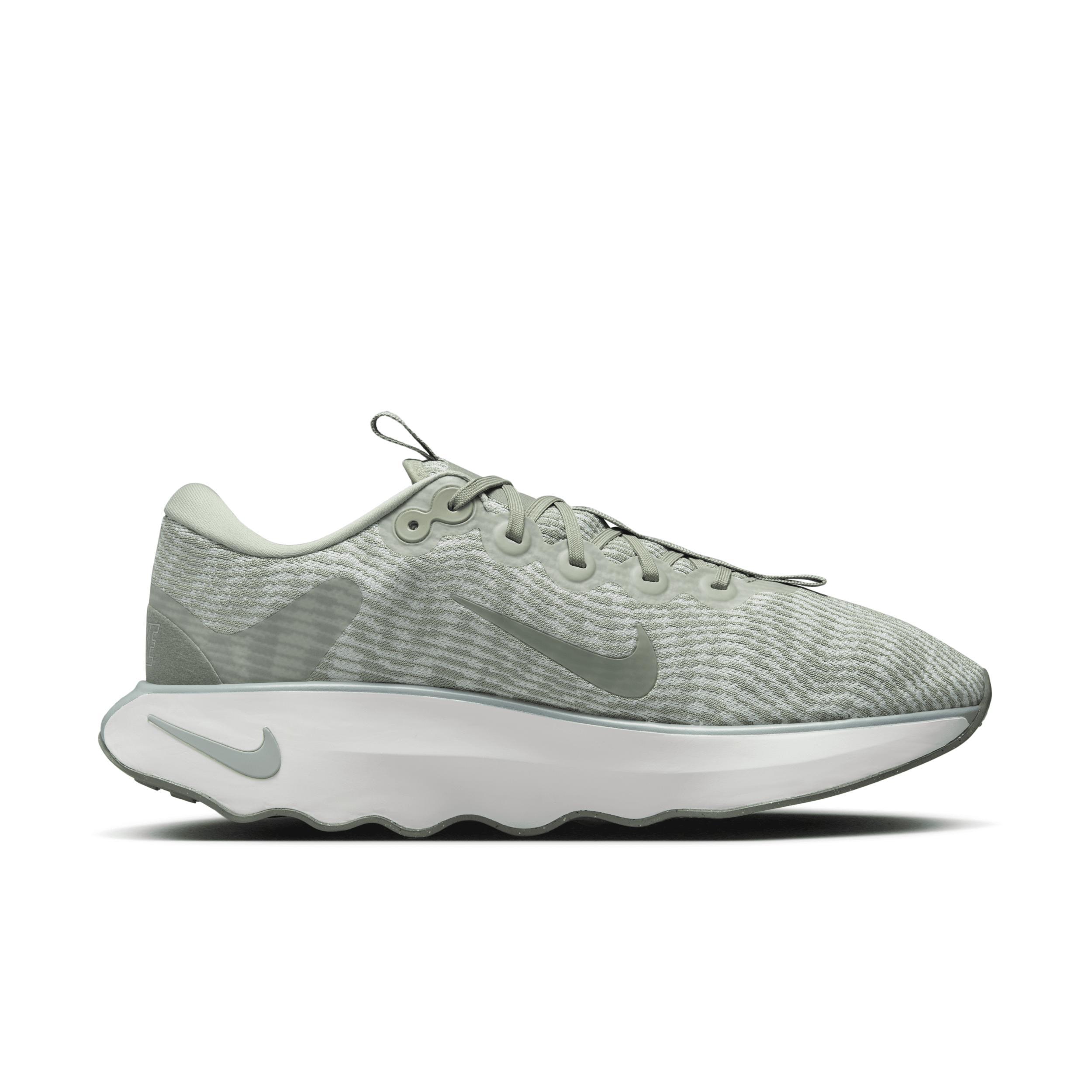 Nike Motiva Men's Walking Shoes Product Image