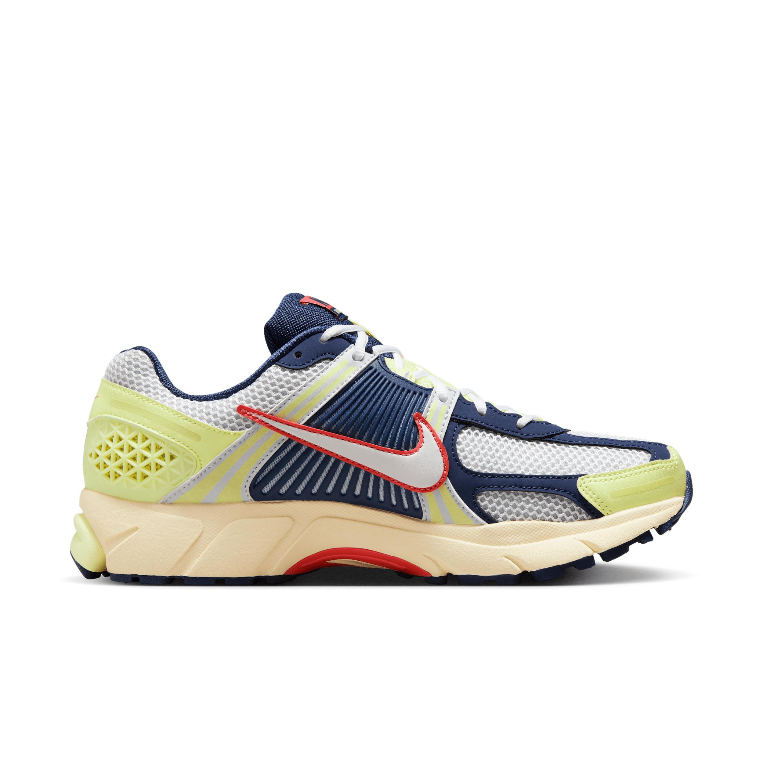 Nike Zoom Vomero 5 Men's Shoes Product Image