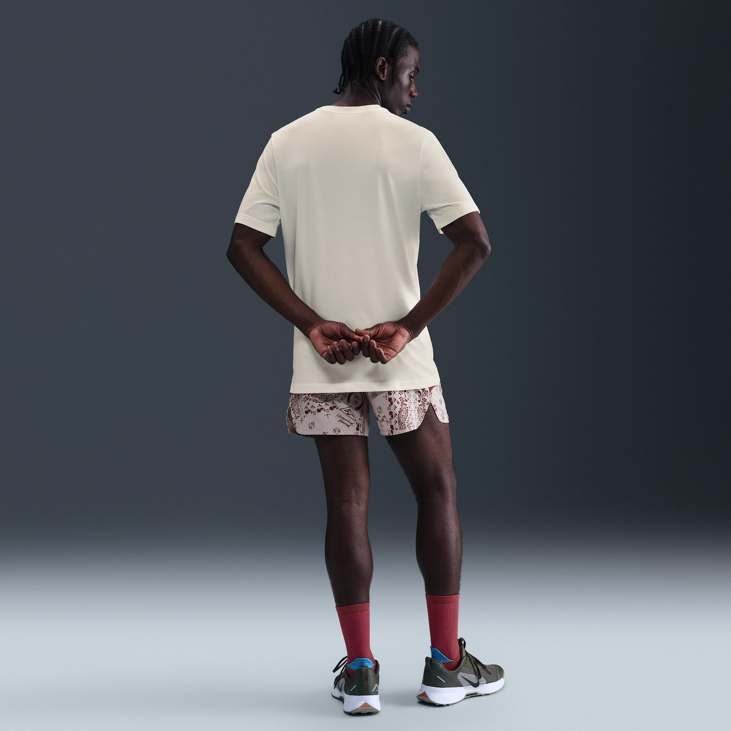 Nike Men's Dri-FIT Trail Running T-Shirt Product Image