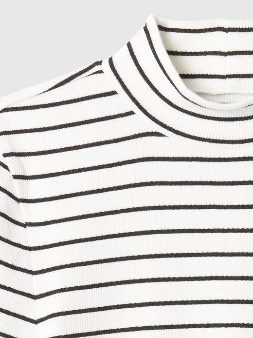 Modern Rib Mockneck T-Shirt Product Image