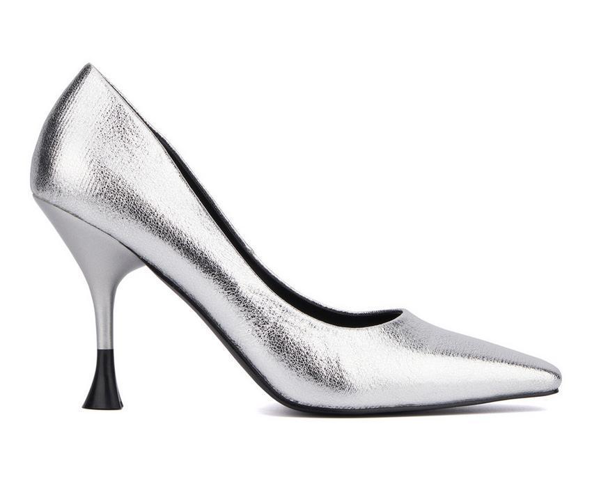 Women's Torgeis Kamana Pumps Product Image