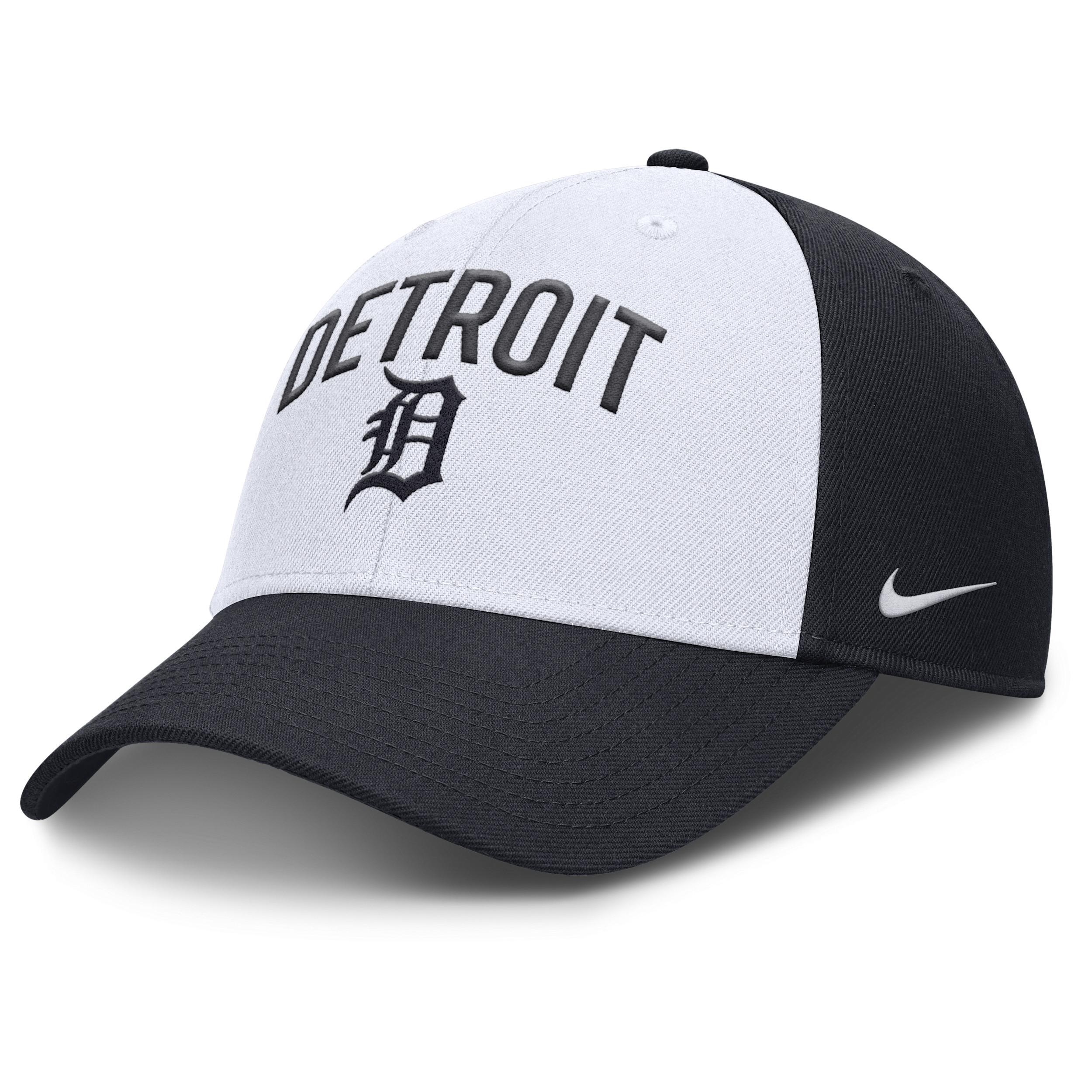 San Diego Padres Club Nike Men's Dri-FIT MLB Adjustable Hat Product Image