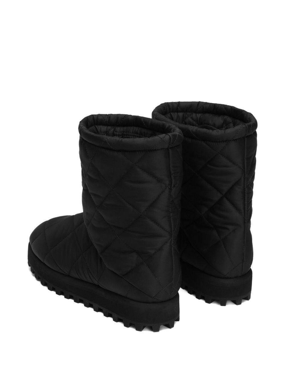 quilted ankle boots Product Image