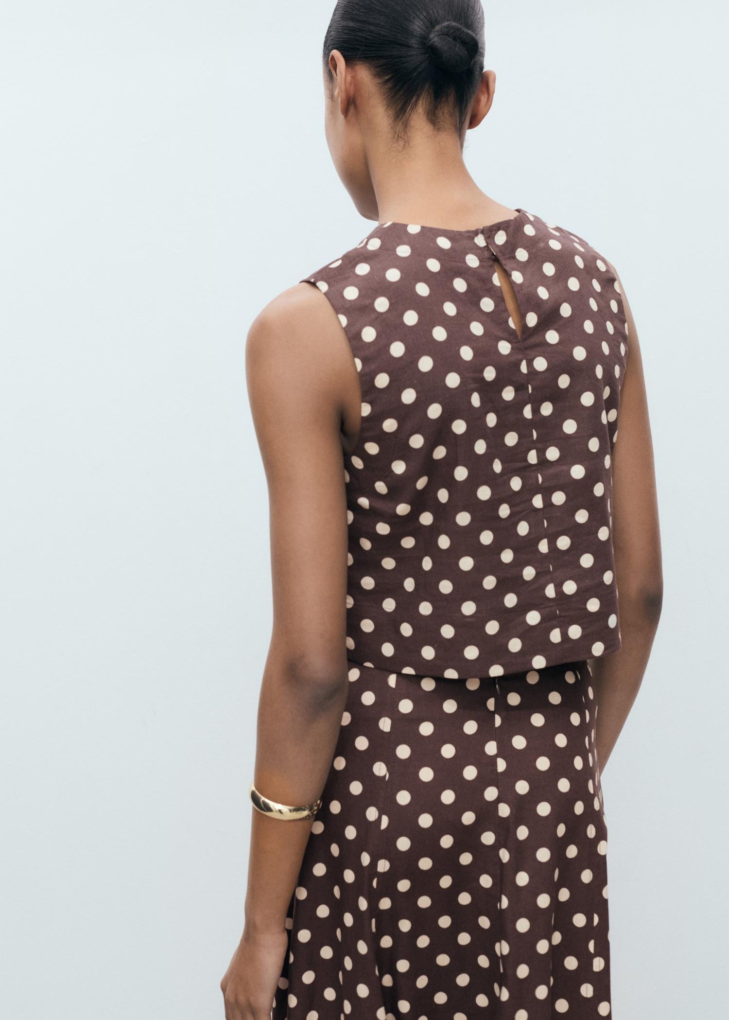 Polka-dot linen crop top - Women | MANGO USA Product Image