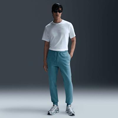 Nike Club Men's Joggers Product Image