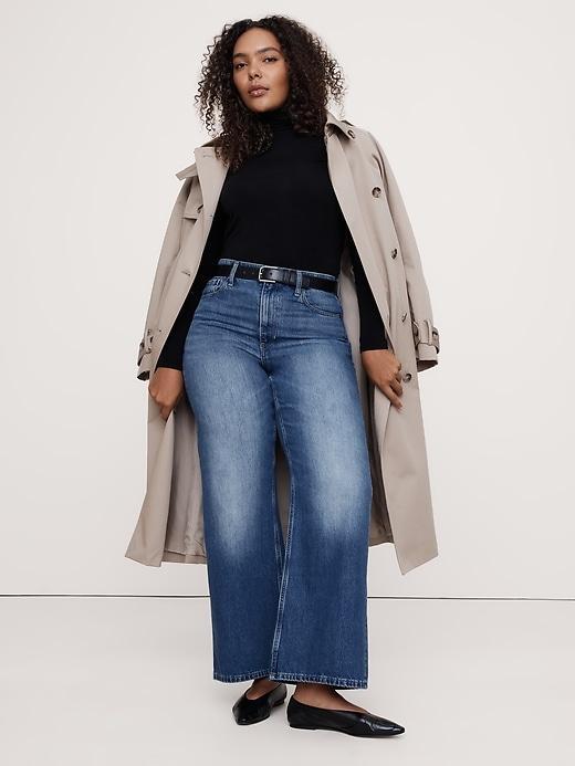 The Icon Classic Wide-Leg Jean Product Image