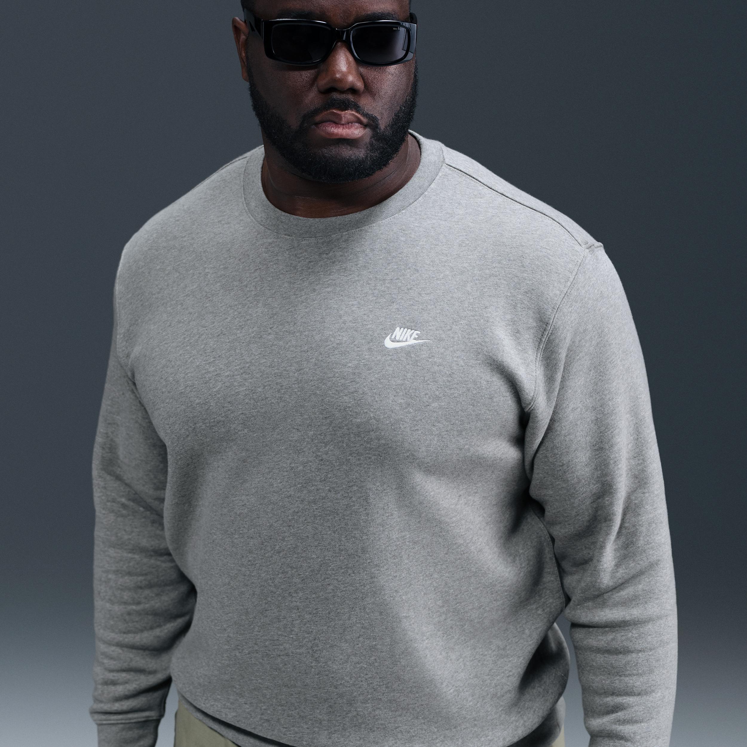 Nike Men's Club Fleece Crew Product Image