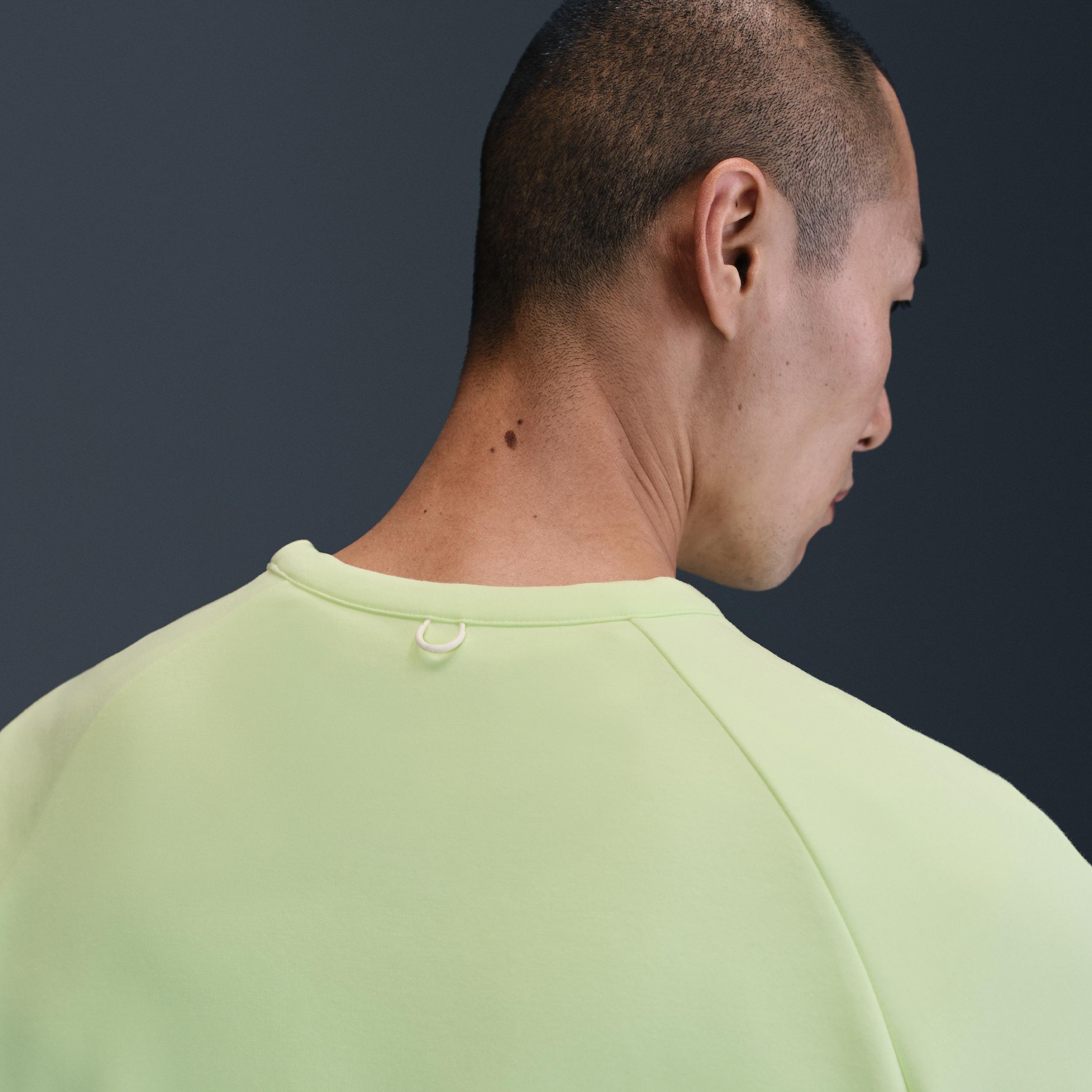 Nike Men's 24.7 ImpossiblySoft Dri-FIT Crew Product Image