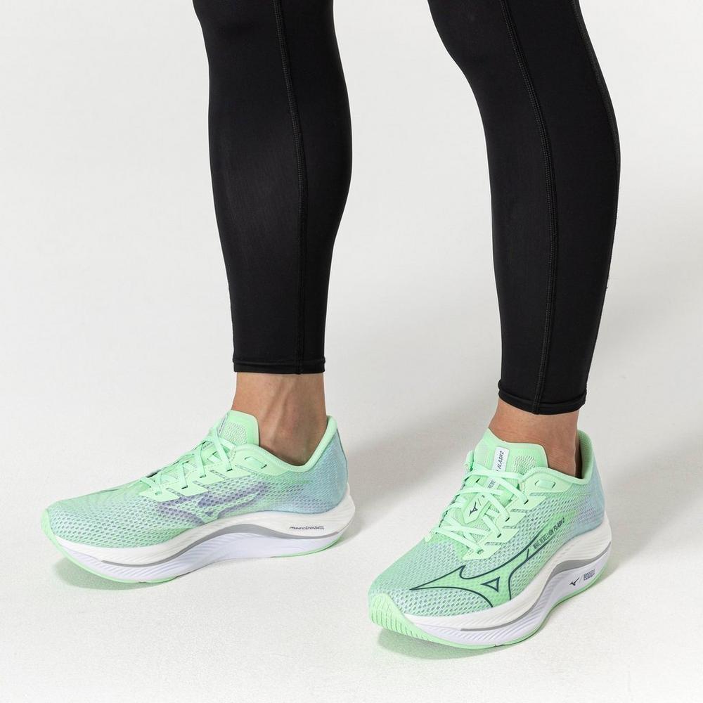 Men's Wave Rebellion Flash 2 Running Shoe Product Image
