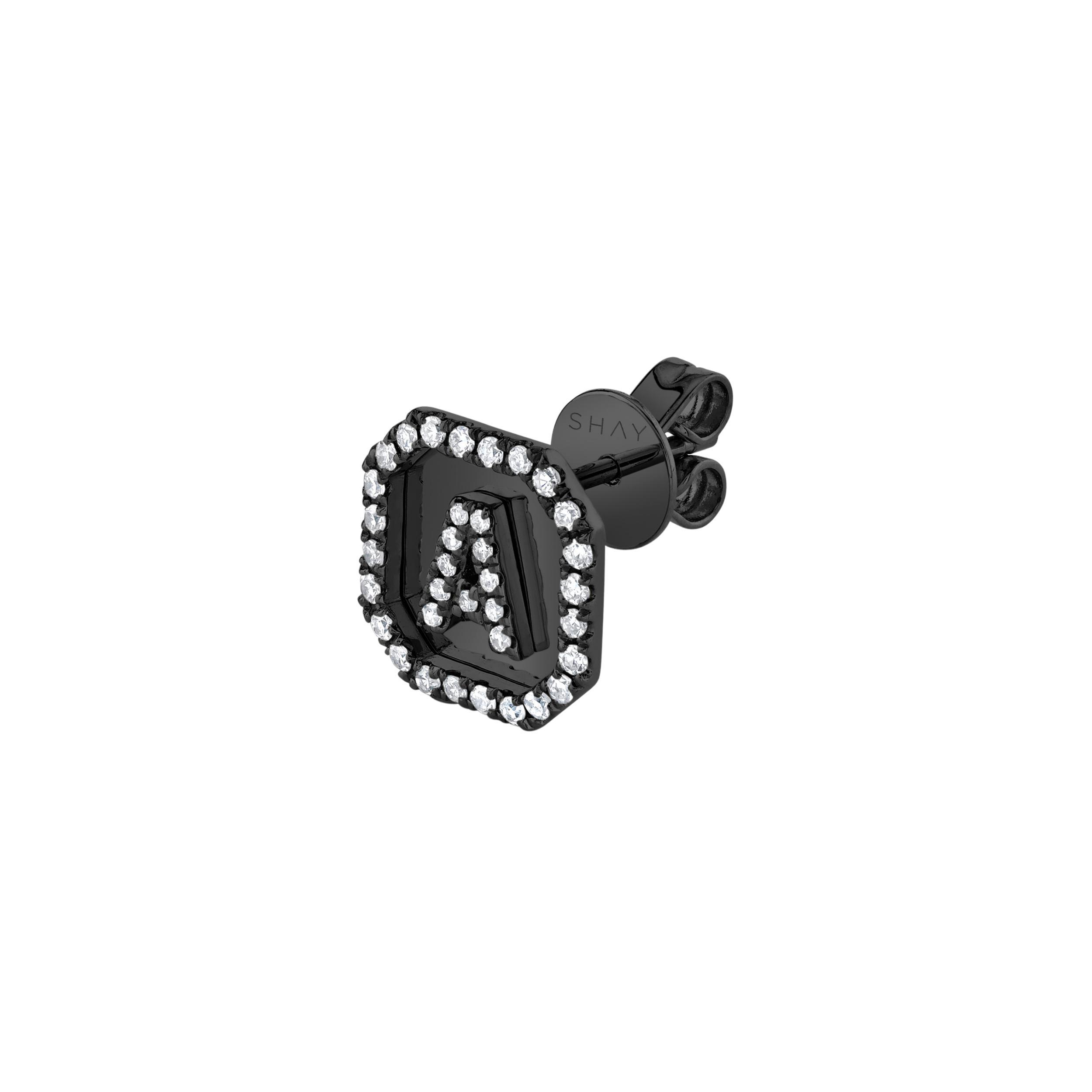 MINI ME DIAMOND PAVE INITIAL SINGLE NAMEPLATE STUD Product Image
