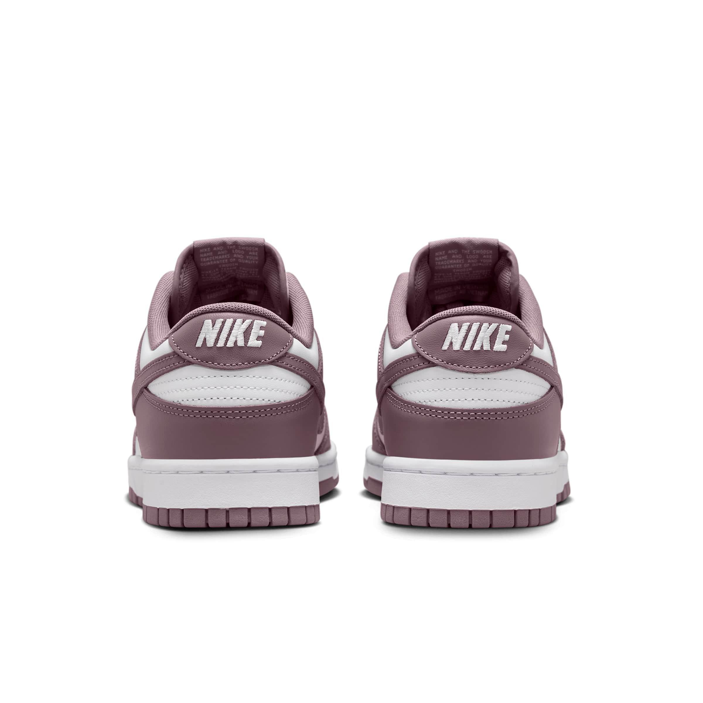 DUNK LOW RETRO Male Product Image