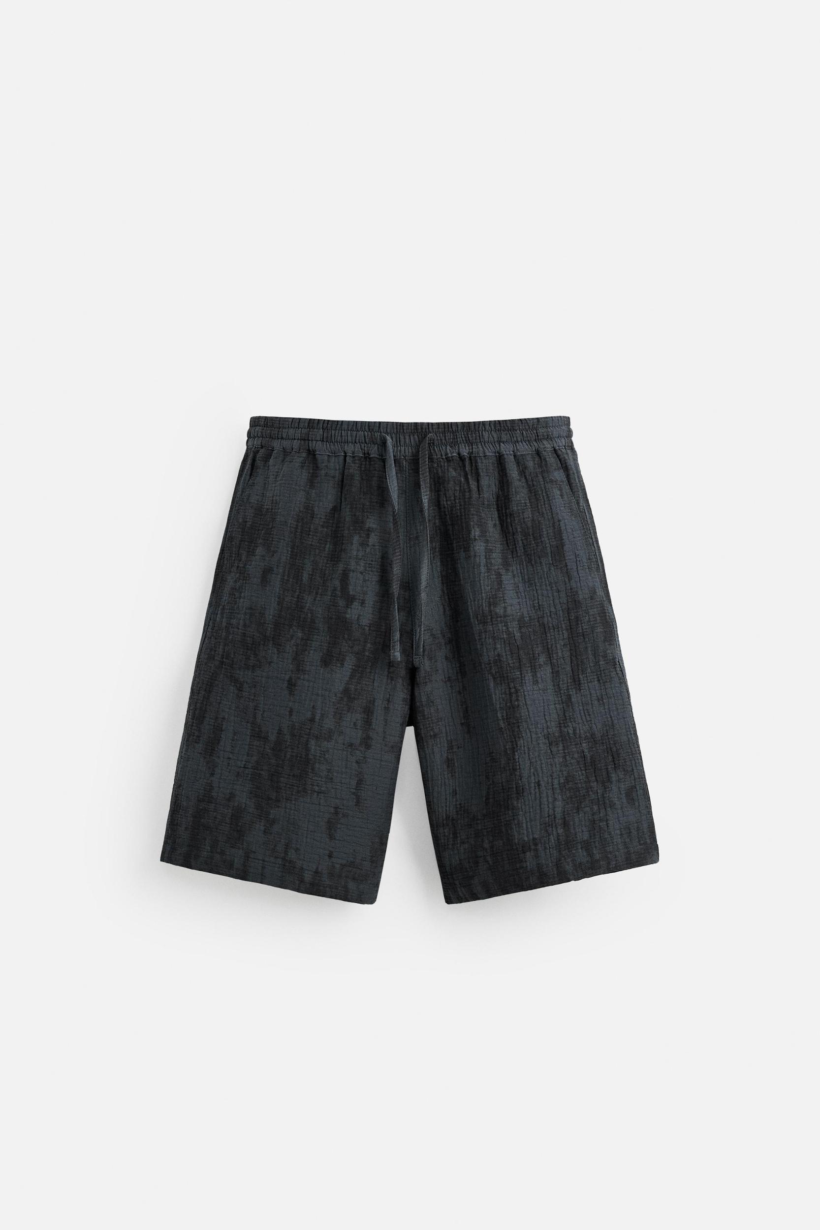 TIE DYE PRINT TEXTURED SHORTS Product Image