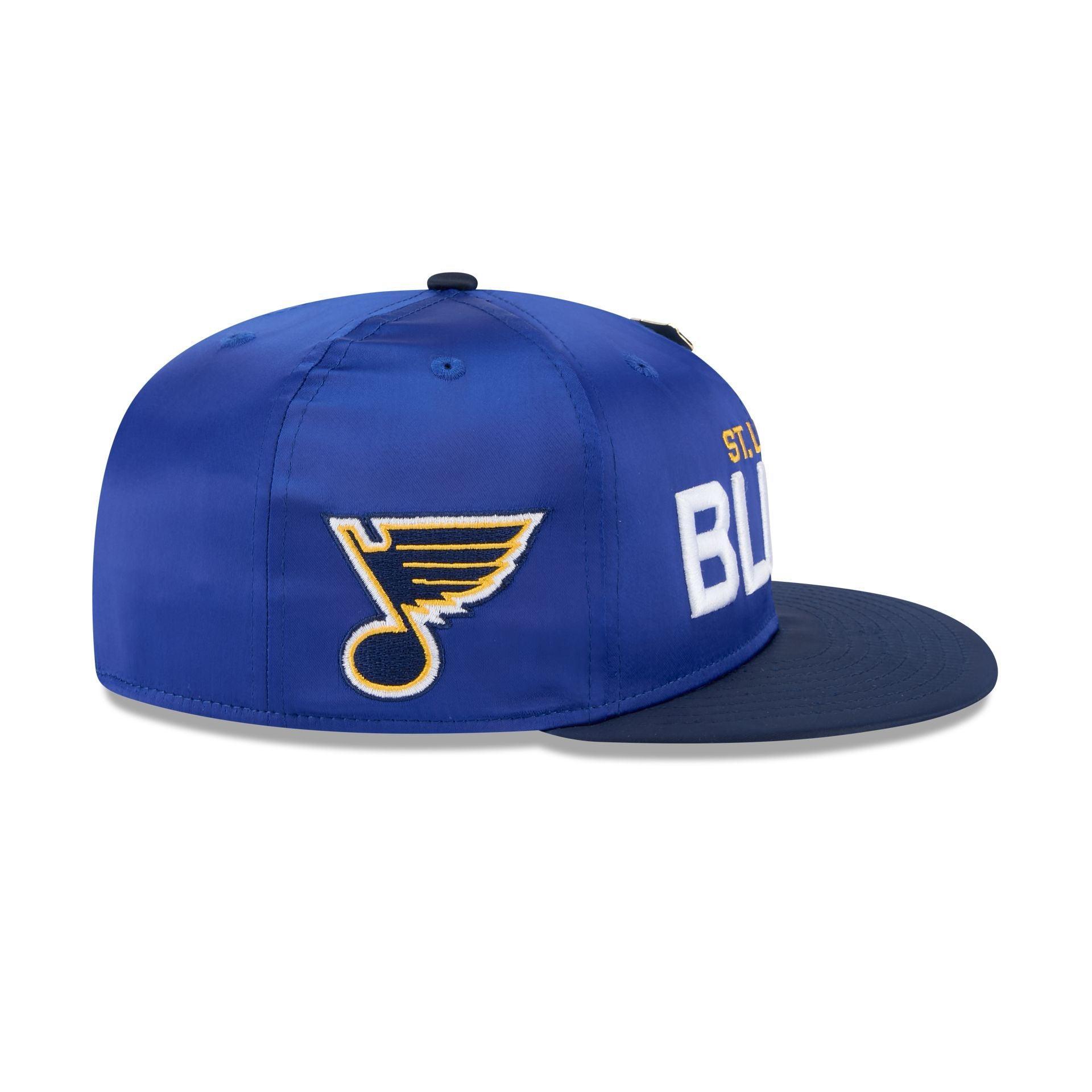 New York Knicks Black Velvet 59FIFTY Fitted Hat Male Product Image