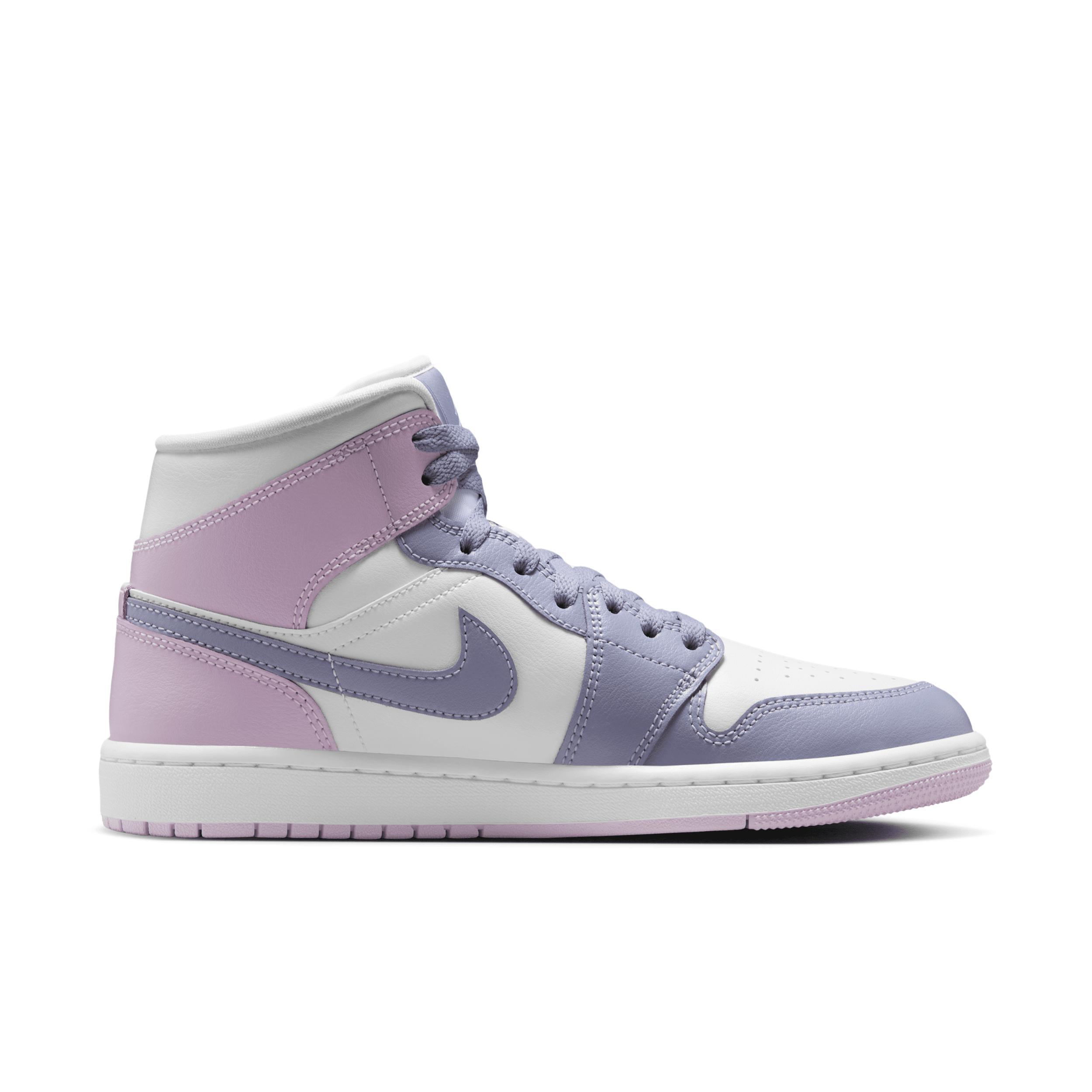 Air Jordan 1 Mid Women's Shoes Product Image