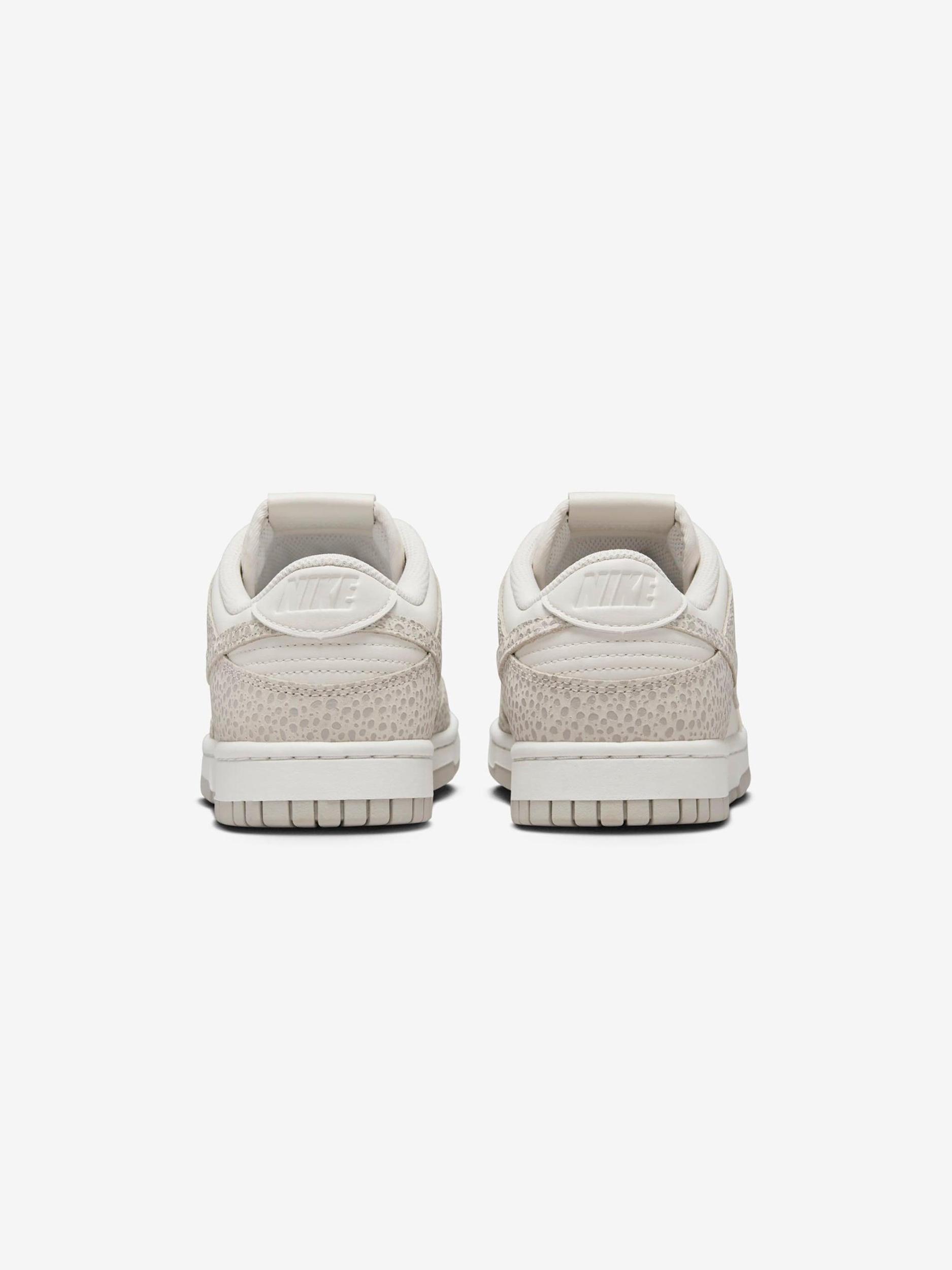 W Nike Dunk Low Premium (Phantom/Photon Dust/Lt. Smoke Grey) Product Image
