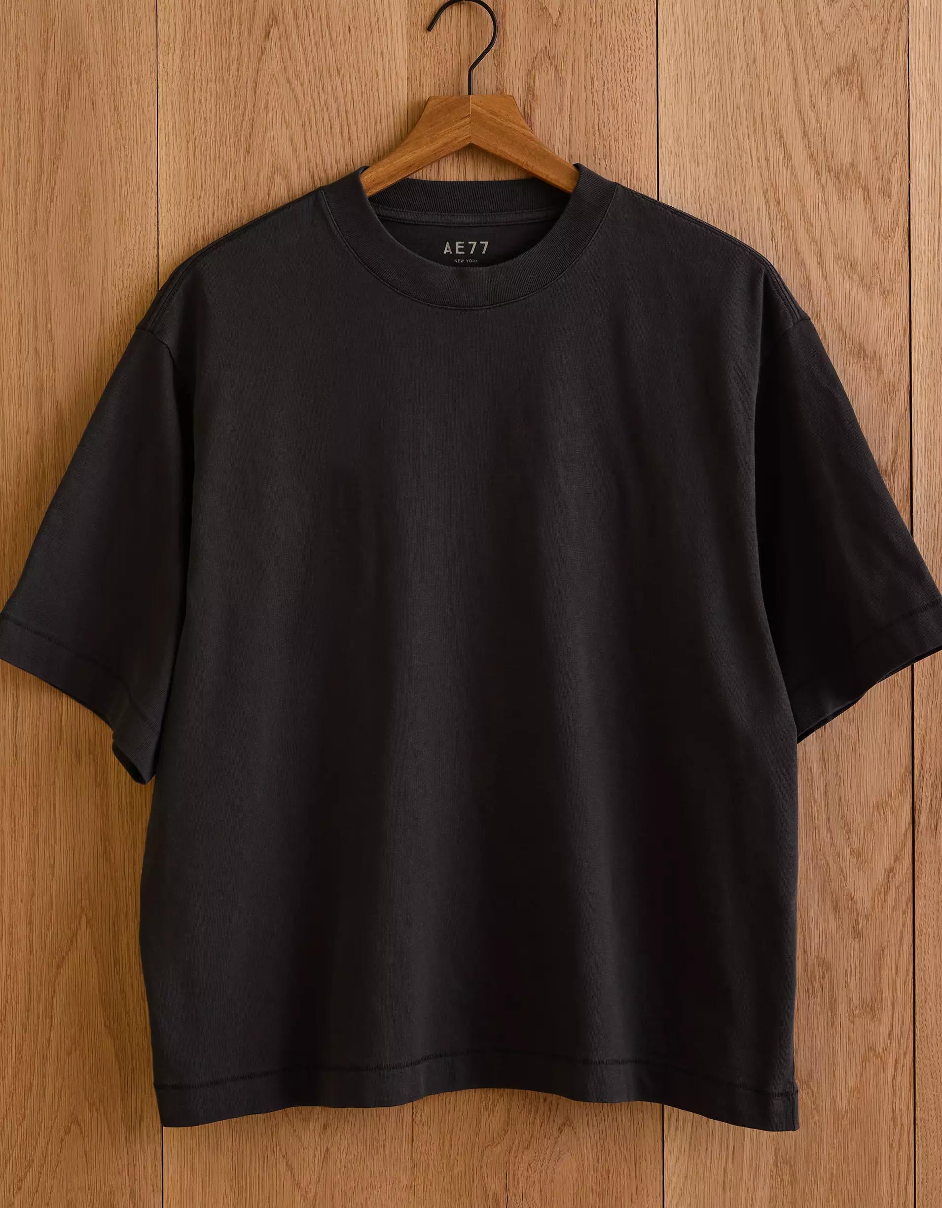 AE77 Premium Boxy T-Shirt Product Image