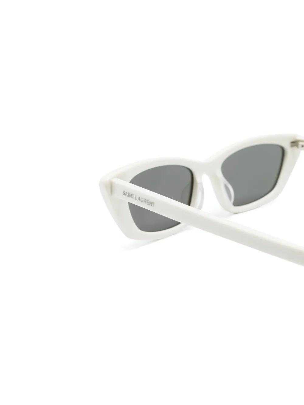 cat-eye sunglasses Product Image