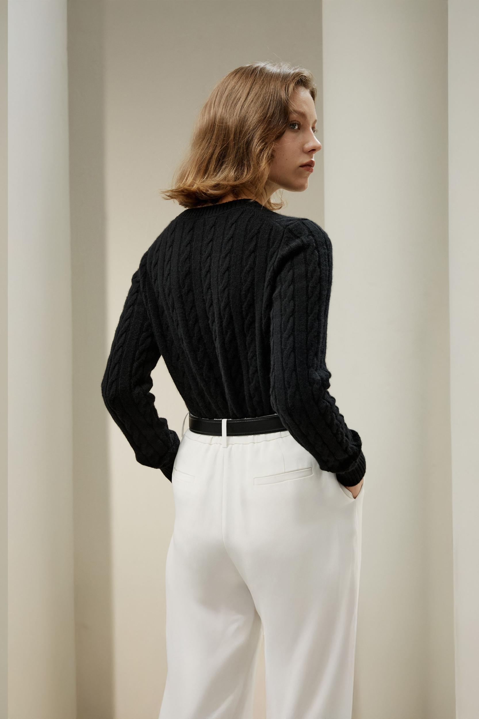 Classic Cable Knit Sweater with Ribbed Edges Product Image