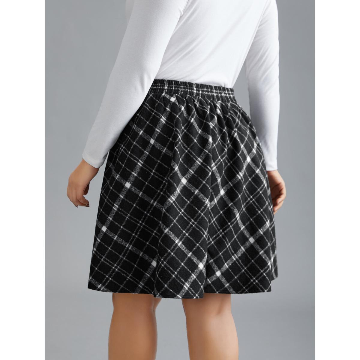 Plus Size Plaid Pattern Elastic Waist A-line Mini Skirt Women Black Elegant Low stretch Slanted pocket Everyday Skirts BloomChic 30/6X Product Image