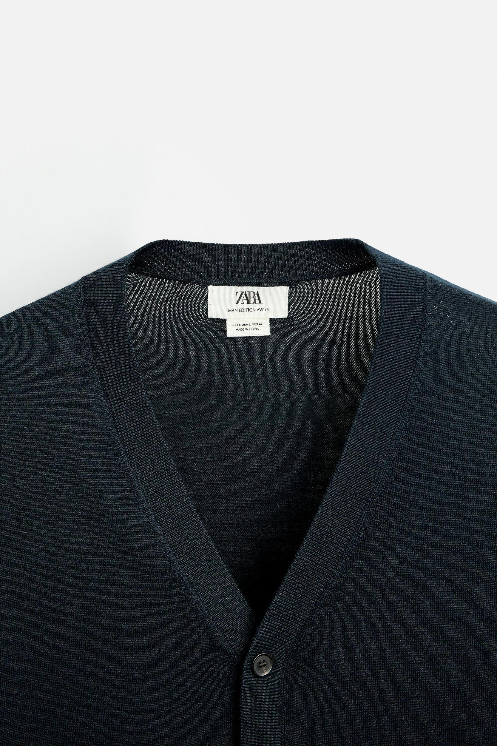 100% WOOL CARDIGAN LIMITED EDITION Product Image