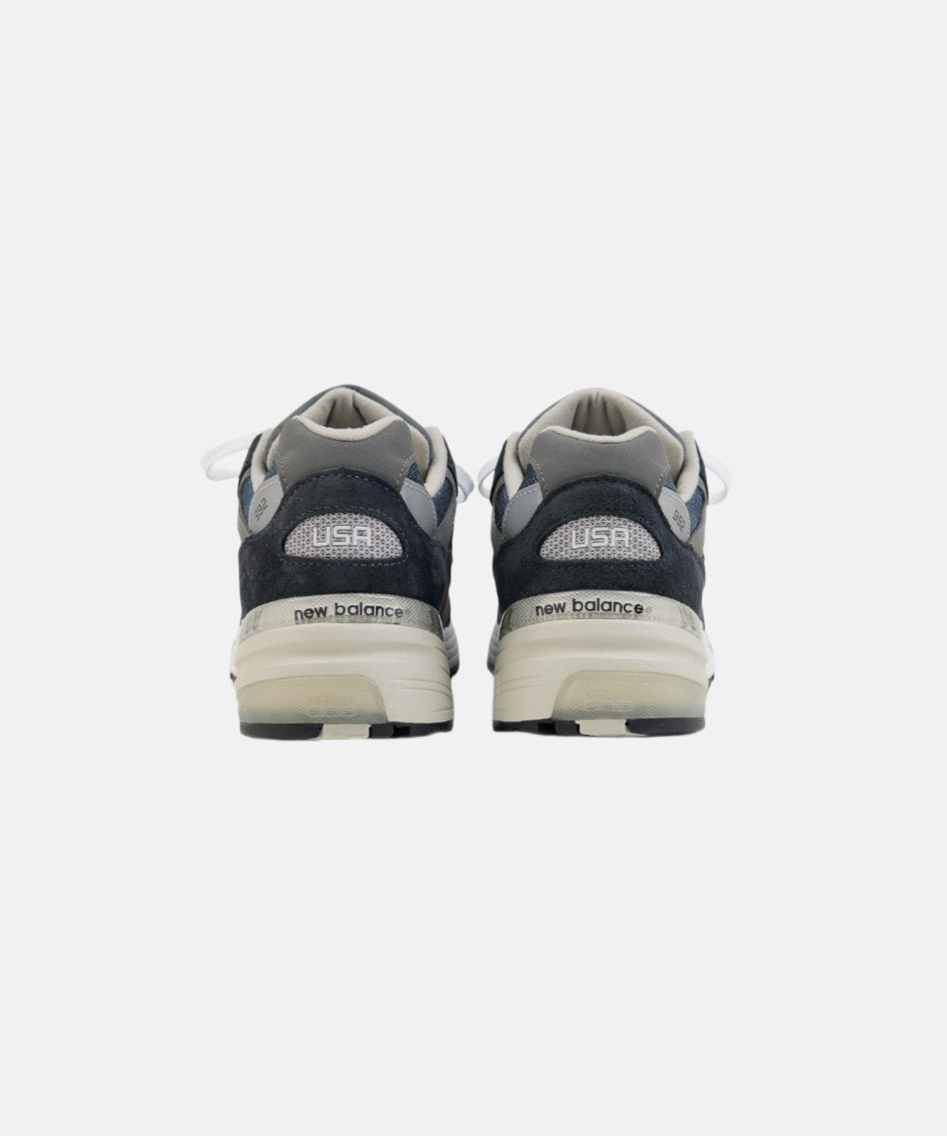 New Balance Made in USA U992 Sneaker in Navy Product Image